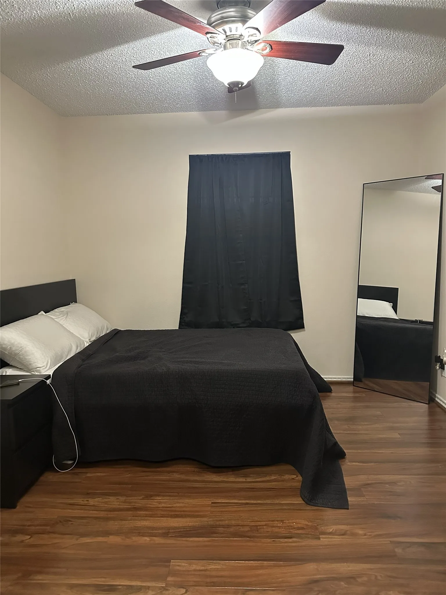 Single Family Residence For Sale in Denton County , 3308 Pheasant Hollow, Denton, Texas 76207, 3 Bedroom, 2 Bathroom, 2 Garage spaces, 1,502 Sqft, built in 1994, mls#21351902, Real Estate Agent in Denton, Homes For Sale in Denton county, Homes For Sale in Denton, Realtor in Denton Texas, Real Estate Brokerage Independent Realty Texas, Luminita Cordes Realtor