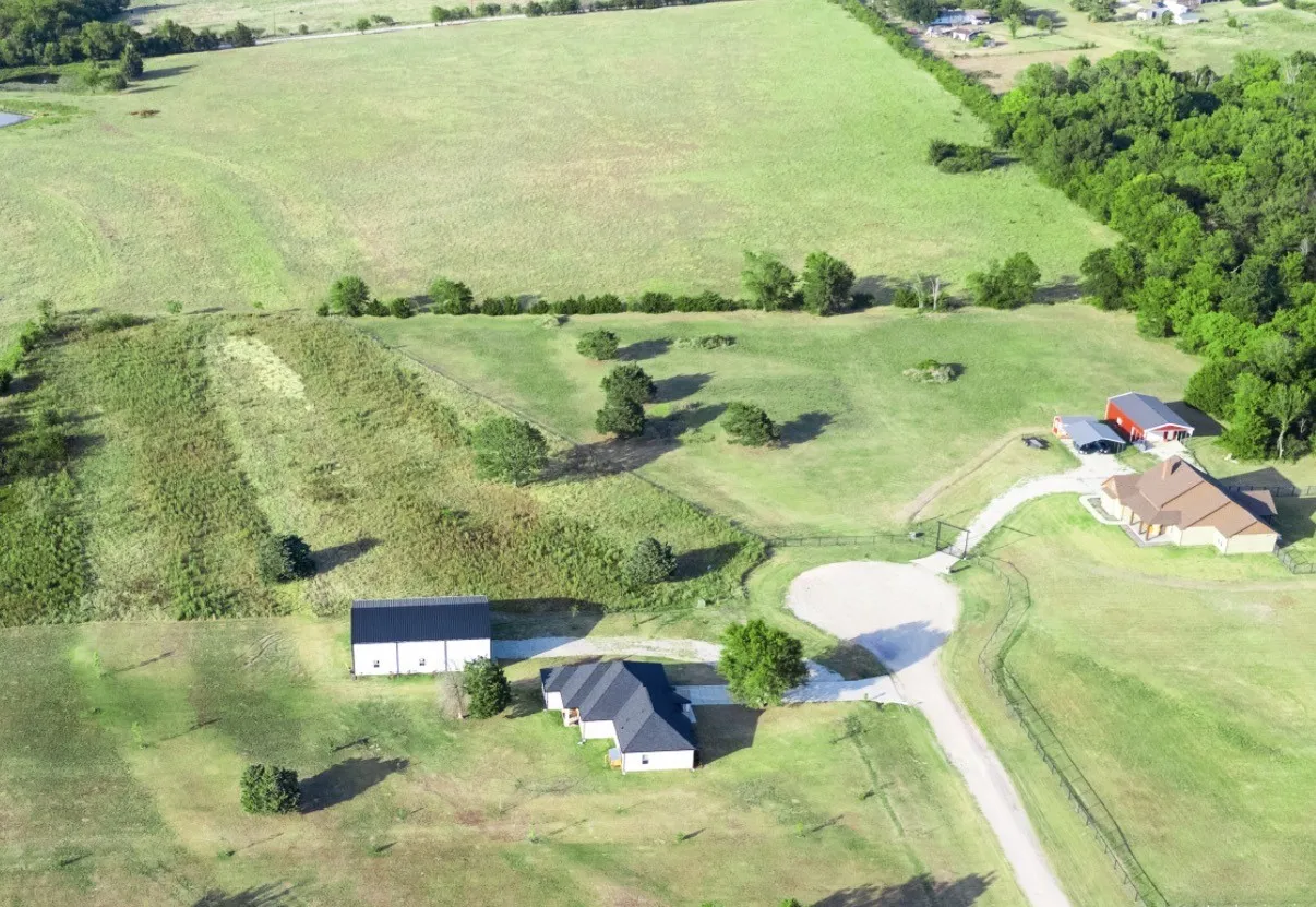 Single Family Residence For Sale in Van Zandt County , 497 Private Road 7413, Wills Point, Texas 75169, 4 Bedroom, 3 Bathroom, 1 Garage spaces, 2,200 Sqft, built in 2024, mls#21352135, Real Estate Agent in Wills Point, Homes For Sale in Van Zandt county, Homes For Sale in Wills Point, Realtor in Wills Point Texas, Real Estate Brokerage Independent Realty Texas, Luminita Cordes Realtor