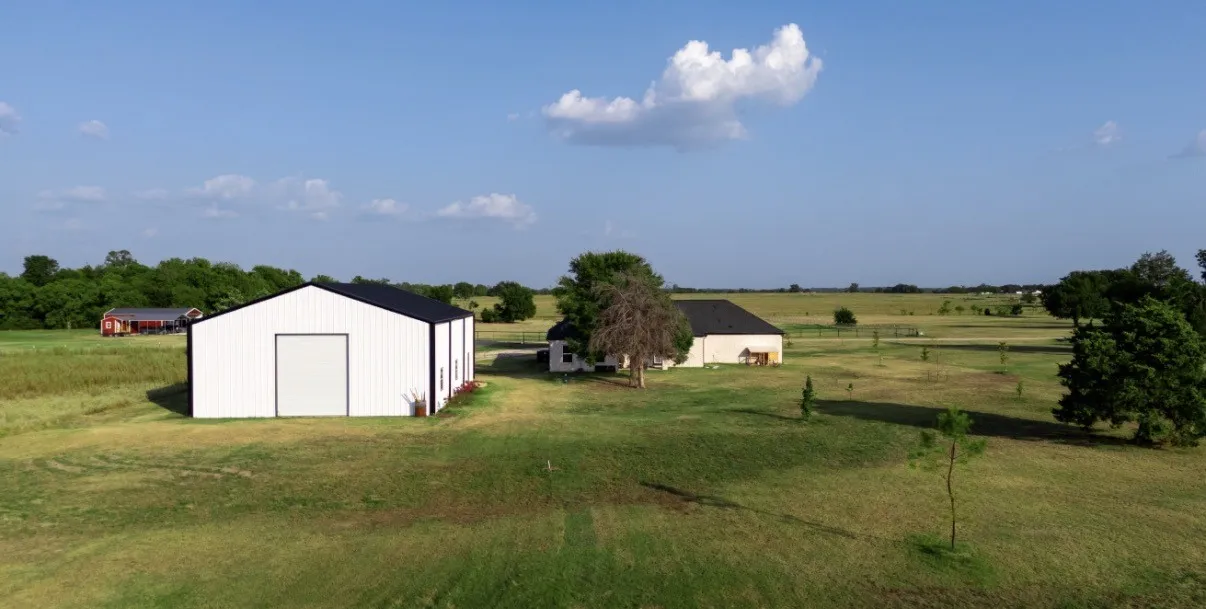 Single Family Residence For Sale in Van Zandt County , 497 Private Road 7413, Wills Point, Texas 75169, 4 Bedroom, 3 Bathroom, 1 Garage spaces, 2,200 Sqft, built in 2024, mls#21352135, Real Estate Agent in Wills Point, Homes For Sale in Van Zandt county, Homes For Sale in Wills Point, Realtor in Wills Point Texas, Real Estate Brokerage Independent Realty Texas, Luminita Cordes Realtor