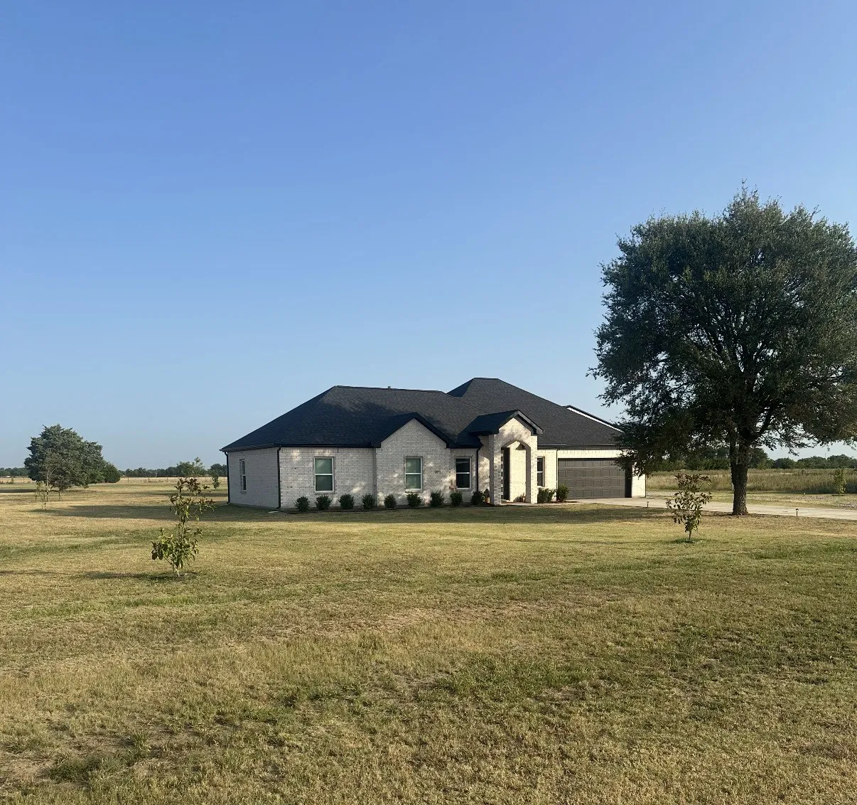 Single Family Residence For Sale in Van Zandt County , 497 Private Road 7413, Wills Point, Texas 75169, 4 Bedroom, 3 Bathroom, 1 Garage spaces, 2,200 Sqft, built in 2024, mls#21352135, Real Estate Agent in Wills Point, Homes For Sale in Van Zandt county, Homes For Sale in Wills Point, Realtor in Wills Point Texas, Real Estate Brokerage Independent Realty Texas, Luminita Cordes Realtor