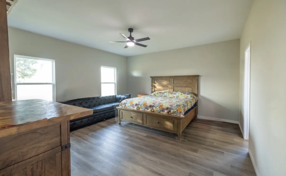 Single Family Residence For Sale in Van Zandt County , 497 Private Road 7413, Wills Point, Texas 75169, 4 Bedroom, 3 Bathroom, 1 Garage spaces, 2,200 Sqft, built in 2024, mls#21352135, Real Estate Agent in Wills Point, Homes For Sale in Van Zandt county, Homes For Sale in Wills Point, Realtor in Wills Point Texas, Real Estate Brokerage Independent Realty Texas, Luminita Cordes Realtor