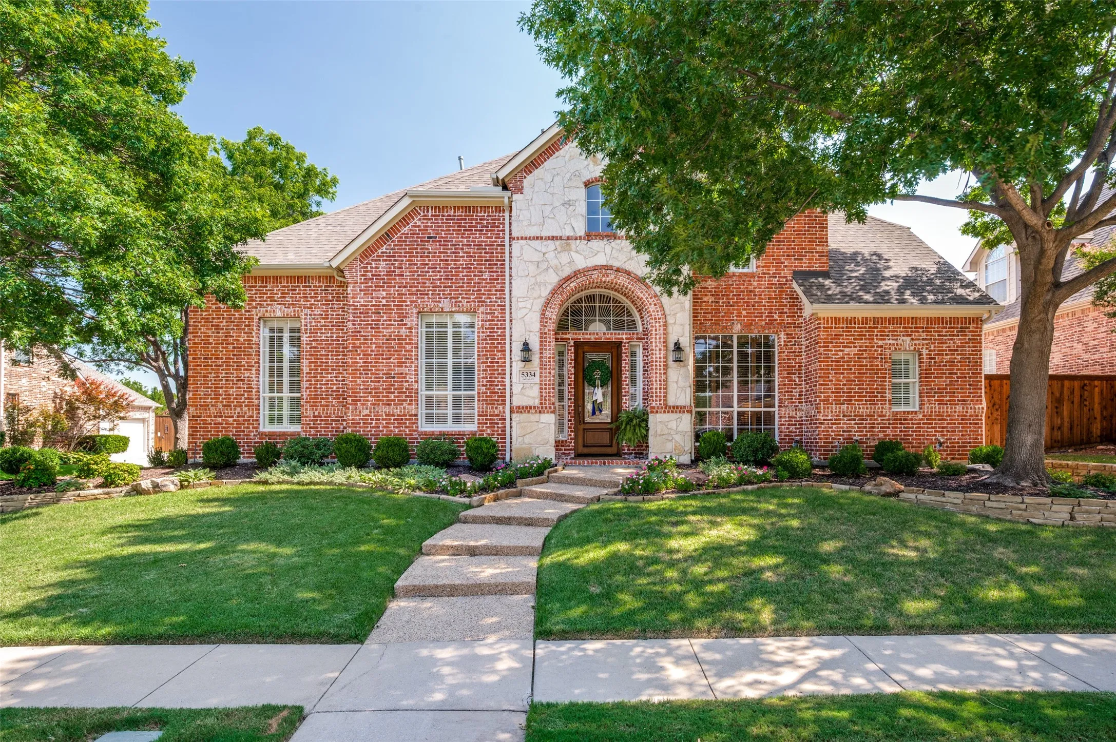 Single Family Residence For Sale in Denton County , 5334 Cattail Court, Frisco, Texas 75034, 5 Bedroom, 4 Bathroom, 4 Garage spaces, 4,079 Sqft, built in 2000, mls#21350136, Real Estate Agent in Frisco, Homes For Sale in Denton county, Homes For Sale in Frisco, Realtor in Frisco Texas, Real Estate Brokerage Independent Realty Texas, Luminita Cordes Realtor