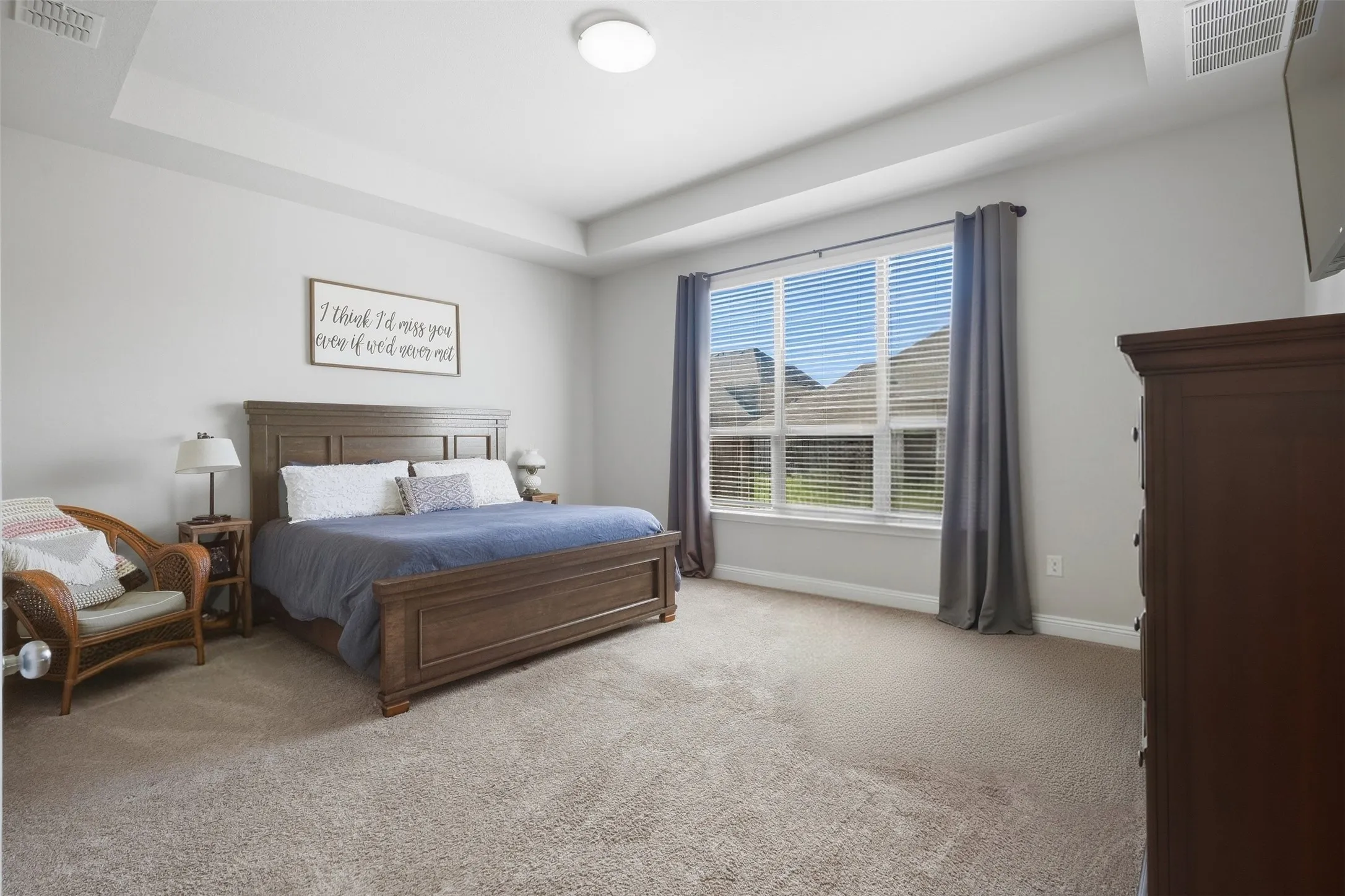 Single Family Residence For Sale in Rockwall County , 617 Nakoma Drive, Rockwall, Texas 75087, 4 Bedroom, 4 Bathroom, 3 Garage spaces, 3,111 Sqft, built in 2020, mls#21352166, Real Estate Agent in Rockwall, Homes For Sale in Rockwall county, Homes For Sale in Rockwall, Realtor in Rockwall Texas, Real Estate Brokerage Independent Realty Texas, Luminita Cordes Realtor