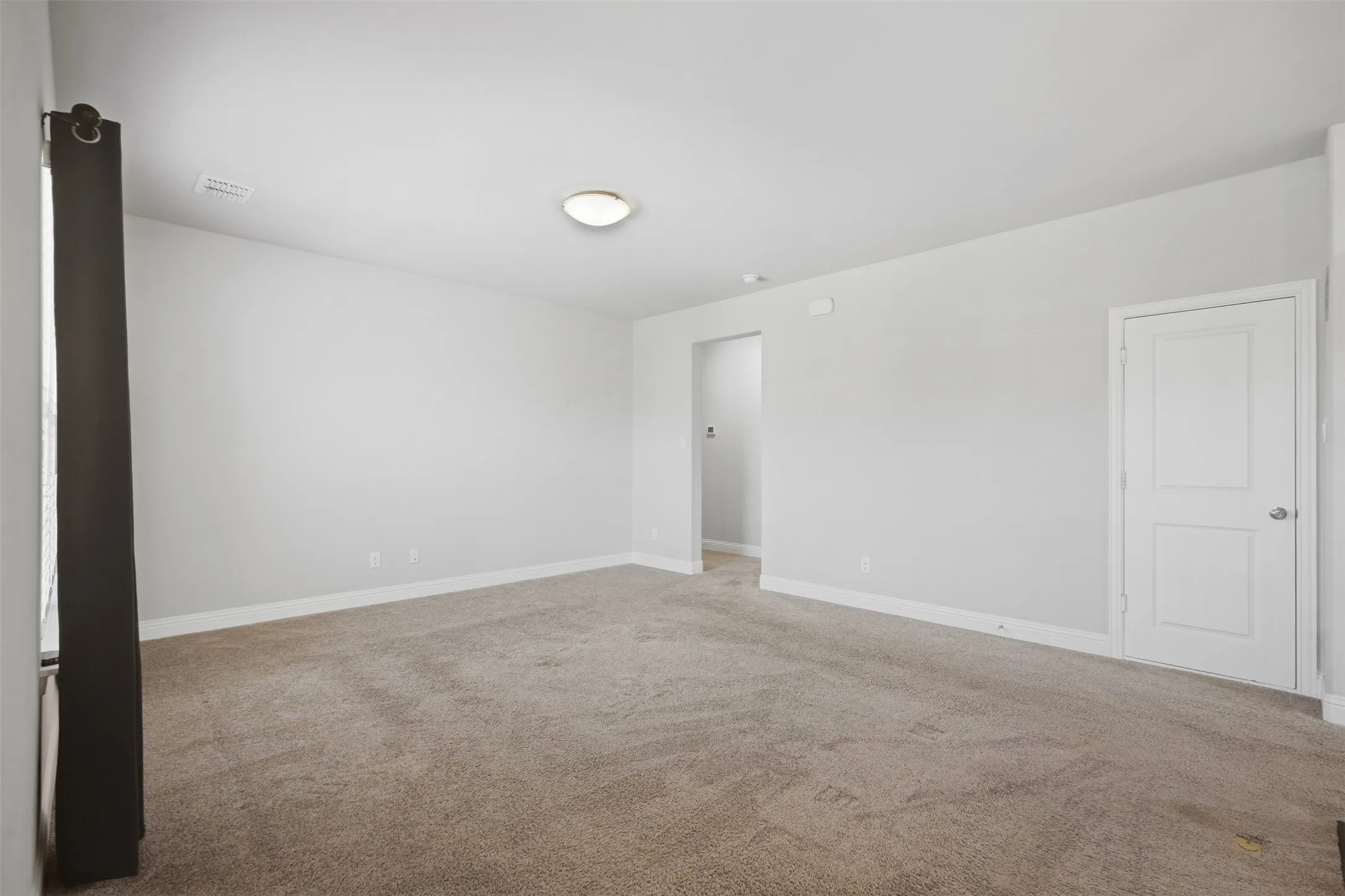 Single Family Residence For Sale in Rockwall County , 617 Nakoma Drive, Rockwall, Texas 75087, 4 Bedroom, 4 Bathroom, 3 Garage spaces, 3,111 Sqft, built in 2020, mls#21352166, Real Estate Agent in Rockwall, Homes For Sale in Rockwall county, Homes For Sale in Rockwall, Realtor in Rockwall Texas, Real Estate Brokerage Independent Realty Texas, Luminita Cordes Realtor