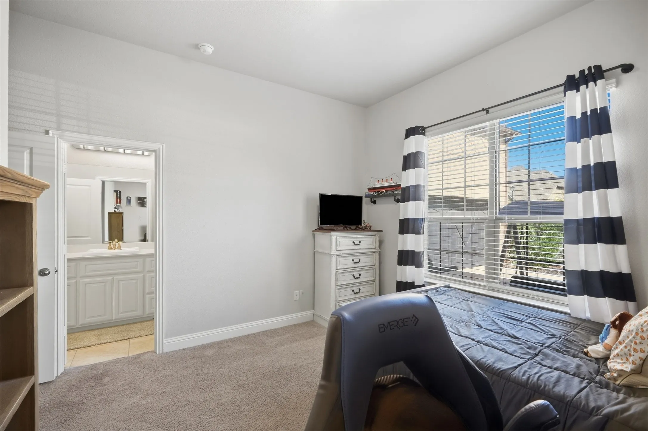 Single Family Residence For Sale in Rockwall County , 617 Nakoma Drive, Rockwall, Texas 75087, 4 Bedroom, 4 Bathroom, 3 Garage spaces, 3,111 Sqft, built in 2020, mls#21352166, Real Estate Agent in Rockwall, Homes For Sale in Rockwall county, Homes For Sale in Rockwall, Realtor in Rockwall Texas, Real Estate Brokerage Independent Realty Texas, Luminita Cordes Realtor