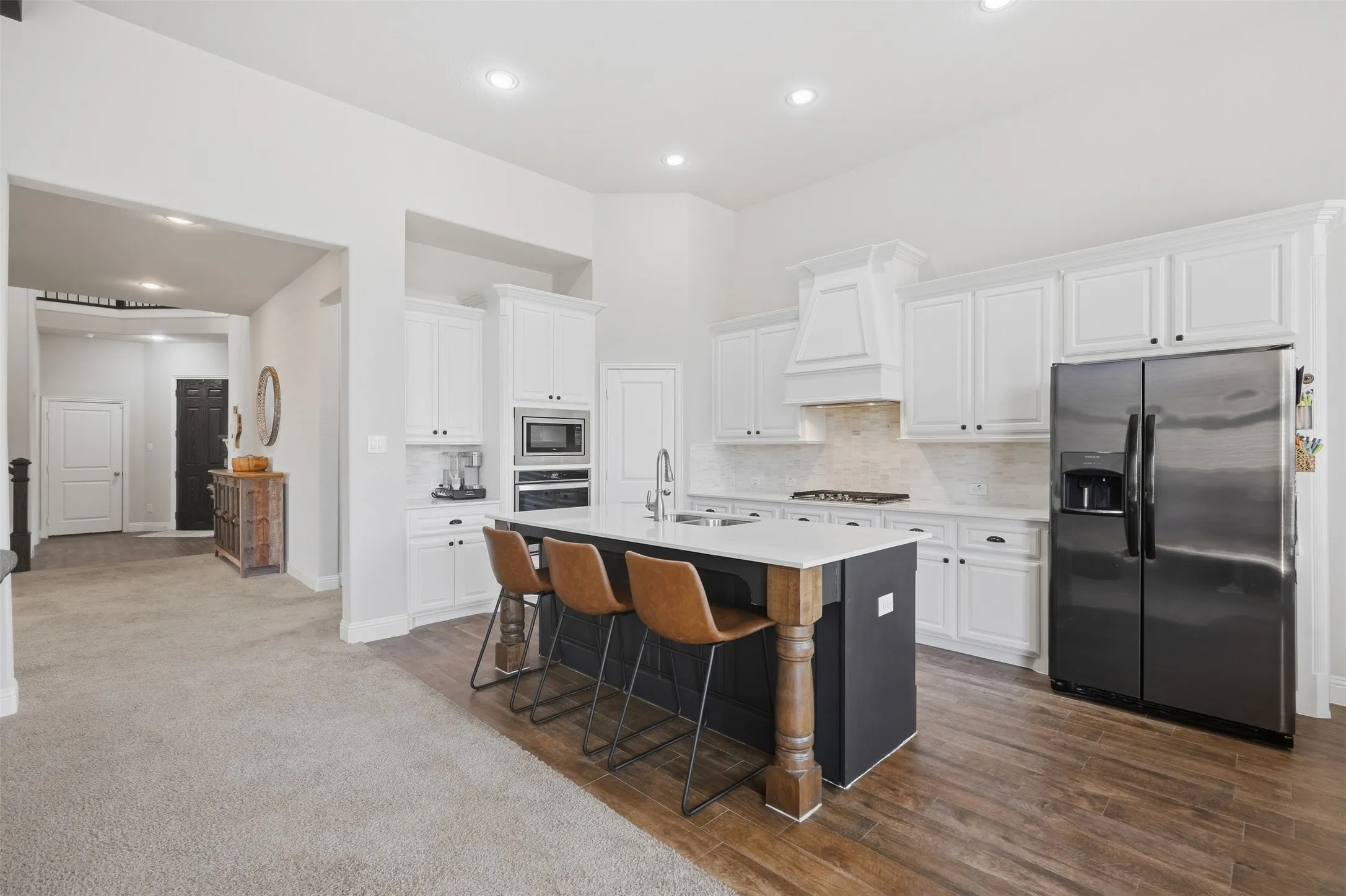 Single Family Residence For Sale in Rockwall County , 617 Nakoma Drive, Rockwall, Texas 75087, 4 Bedroom, 4 Bathroom, 3 Garage spaces, 3,111 Sqft, built in 2020, mls#21352166, Real Estate Agent in Rockwall, Homes For Sale in Rockwall county, Homes For Sale in Rockwall, Realtor in Rockwall Texas, Real Estate Brokerage Independent Realty Texas, Luminita Cordes Realtor