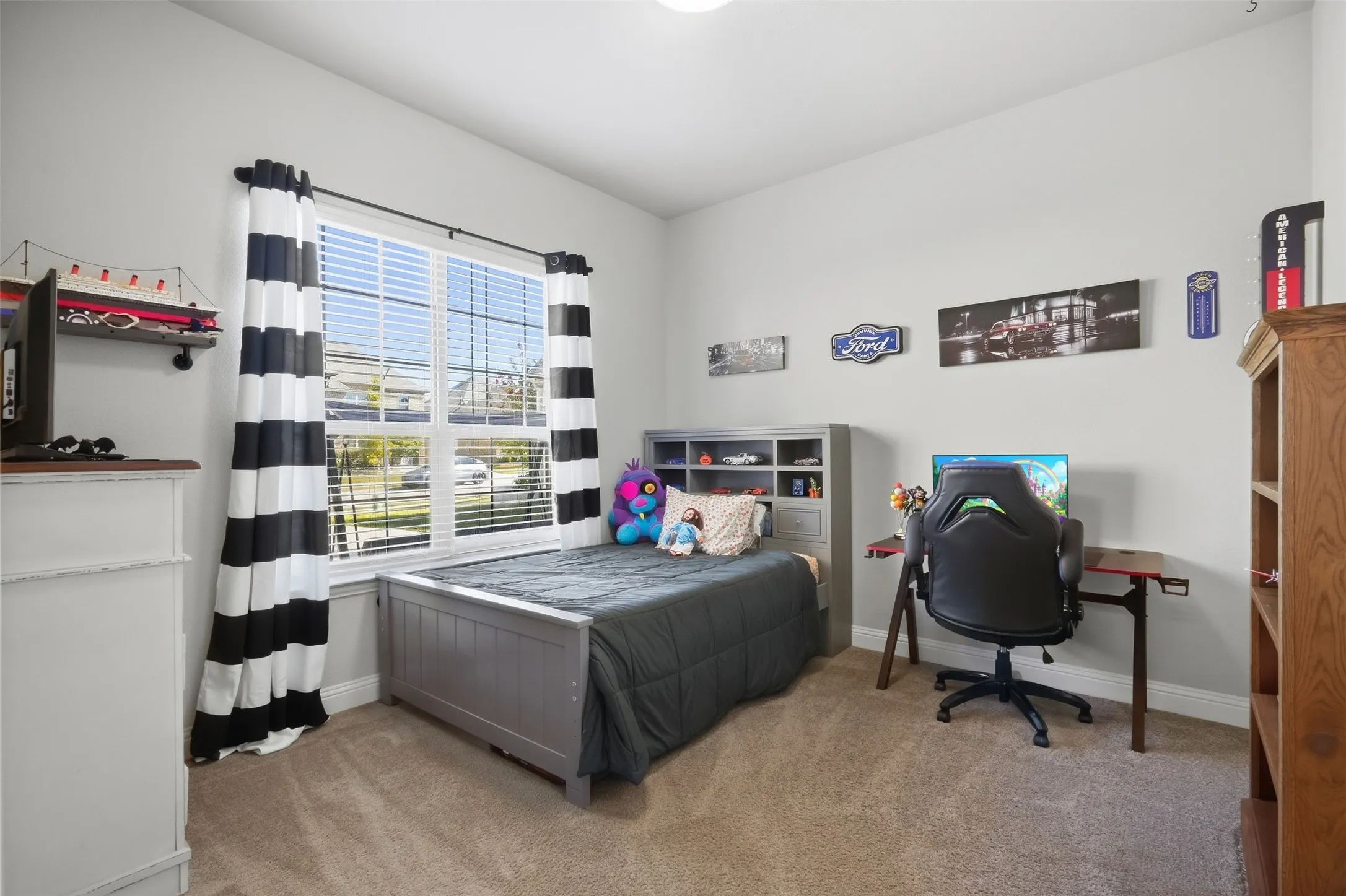 Single Family Residence For Sale in Rockwall County , 617 Nakoma Drive, Rockwall, Texas 75087, 4 Bedroom, 4 Bathroom, 3 Garage spaces, 3,111 Sqft, built in 2020, mls#21352166, Real Estate Agent in Rockwall, Homes For Sale in Rockwall county, Homes For Sale in Rockwall, Realtor in Rockwall Texas, Real Estate Brokerage Independent Realty Texas, Luminita Cordes Realtor
