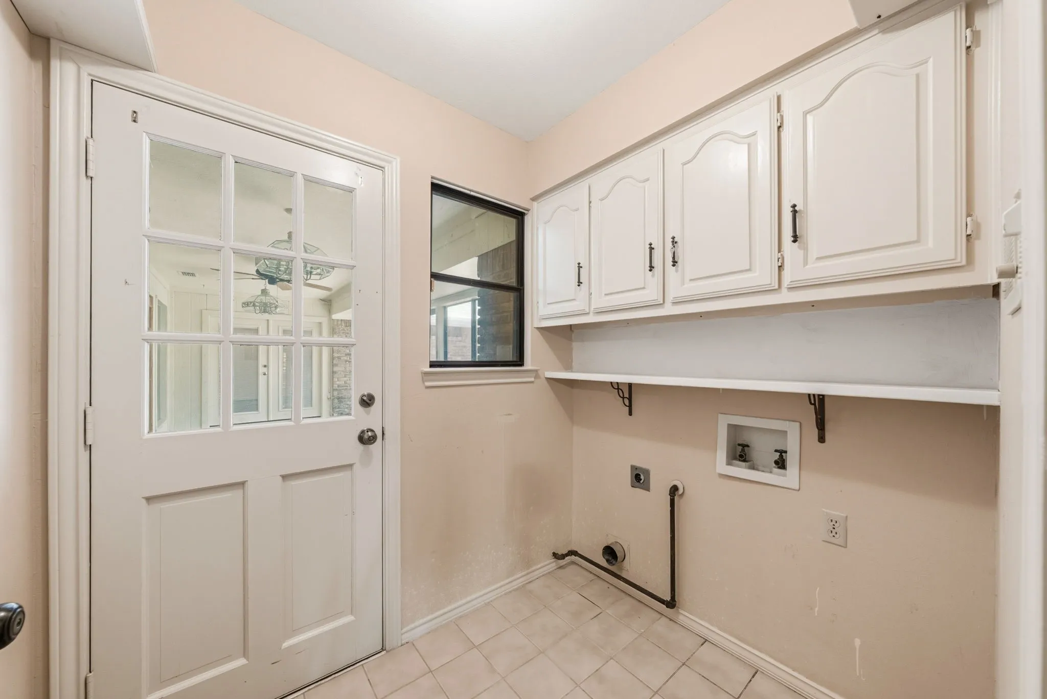 Single Family Residence For Sale in Dallas County , 118 Riggs Circle, Mesquite, Texas 75149, 3 Bedroom, 3 Bathroom, 2 Garage spaces, 2,703 Sqft, built in 1981, mls#21349184, Real Estate Agent in Mesquite, Homes For Sale in Dallas county, Homes For Sale in Mesquite, Realtor in Mesquite Texas, Real Estate Brokerage Independent Realty Texas, Luminita Cordes Realtor
