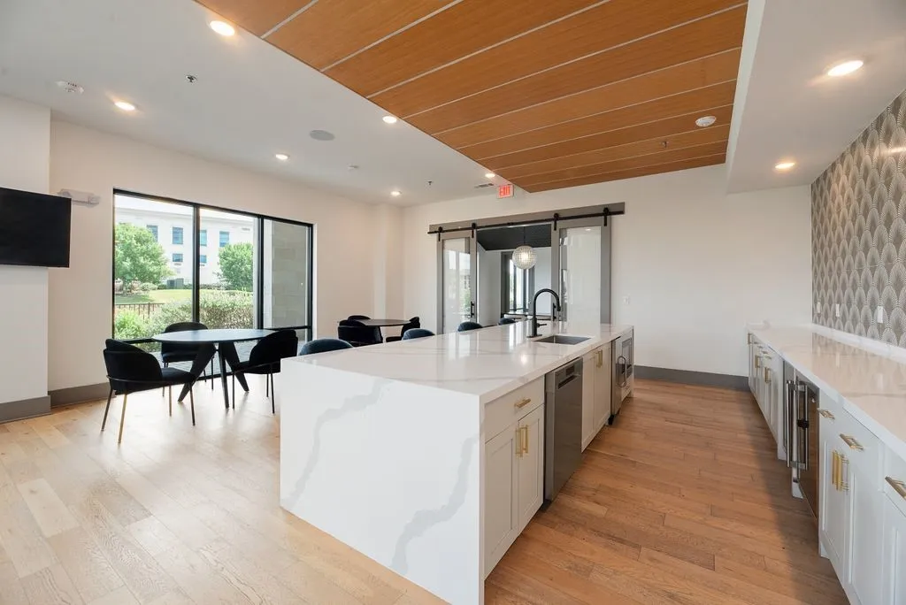 Condominium For Rent in Denton County , 2700 Old Denton Road 3363, Carrollton, Texas 75007, 2 Bedroom, 2 Bathroom, 2 Garage spaces, 1,025 Sqft, built in 2022, mls#21347910, Real Estate Agent in Carrollton, Homes For Rent in Denton county, Homes For Rent in Carrollton, Realtor in Carrollton Texas, Real Estate Brokerage Independent Realty Texas, Luminita Cordes Realtor
