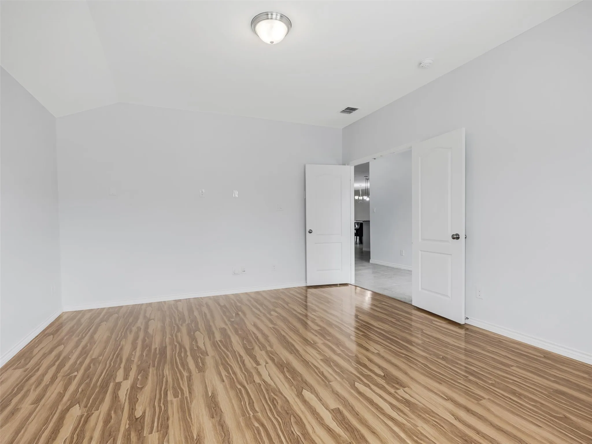 Single Family Residence For Sale in Denton County , 1916 Gayla Creek Drive, Little Elm, Texas 75068, 3 Bedroom, 2 Bathroom, 2 Garage spaces, 2,212 Sqft, built in 2016, mls#21351157, Real Estate Agent in Little Elm, Homes For Sale in Denton county, Homes For Sale in Little Elm, Realtor in Little Elm Texas, Real Estate Brokerage Independent Realty Texas, Luminita Cordes Realtor