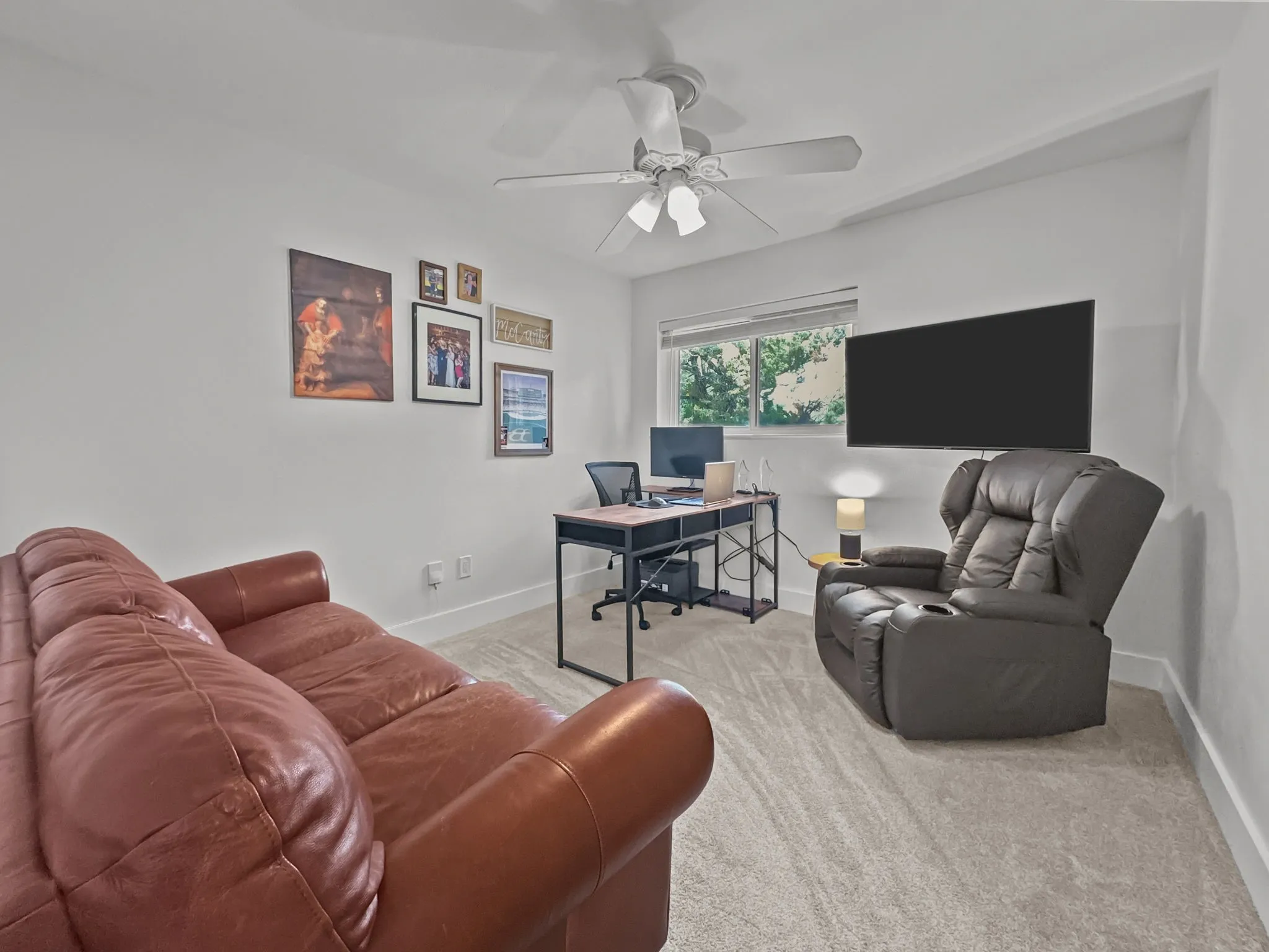 Single Family Residence For Sale in Collin County , 312 Meadowlark Drive, Richardson, Texas 75080, 4 Bedroom, 3 Bathroom, 2 Garage spaces, 2,070 Sqft, built in 1970, mls#21352169, Real Estate Agent in Richardson, Homes For Sale in Collin county, Homes For Sale in Richardson, Realtor in Richardson Texas, Real Estate Brokerage Independent Realty Texas, Luminita Cordes Realtor