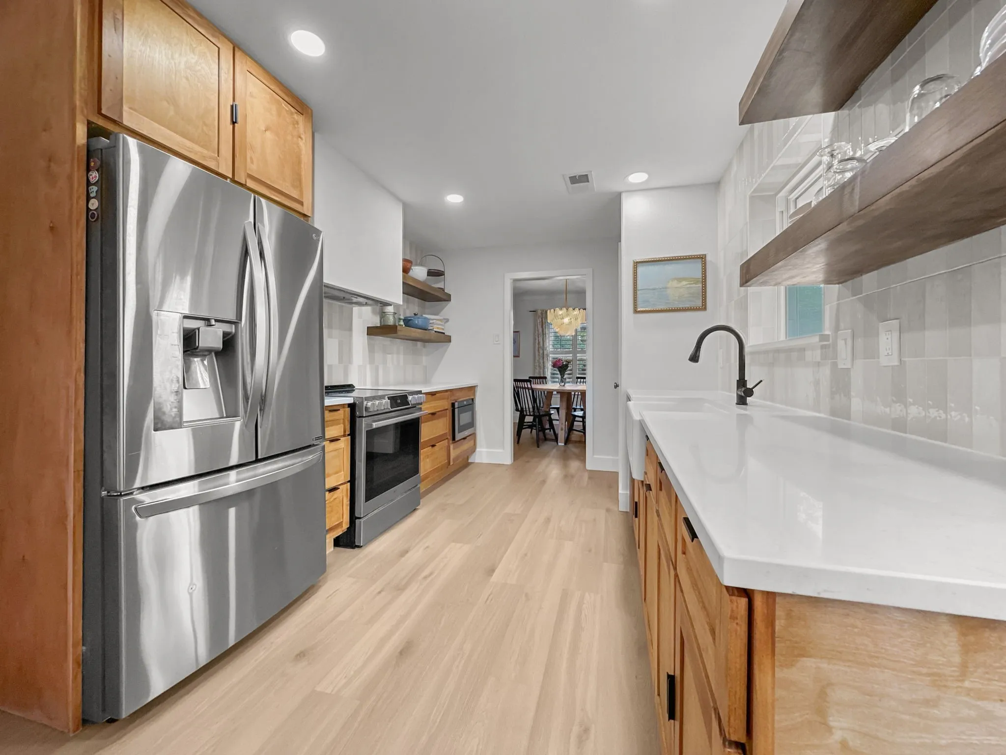 Single Family Residence For Sale in Collin County , 312 Meadowlark Drive, Richardson, Texas 75080, 4 Bedroom, 3 Bathroom, 2 Garage spaces, 2,070 Sqft, built in 1970, mls#21352169, Real Estate Agent in Richardson, Homes For Sale in Collin county, Homes For Sale in Richardson, Realtor in Richardson Texas, Real Estate Brokerage Independent Realty Texas, Luminita Cordes Realtor