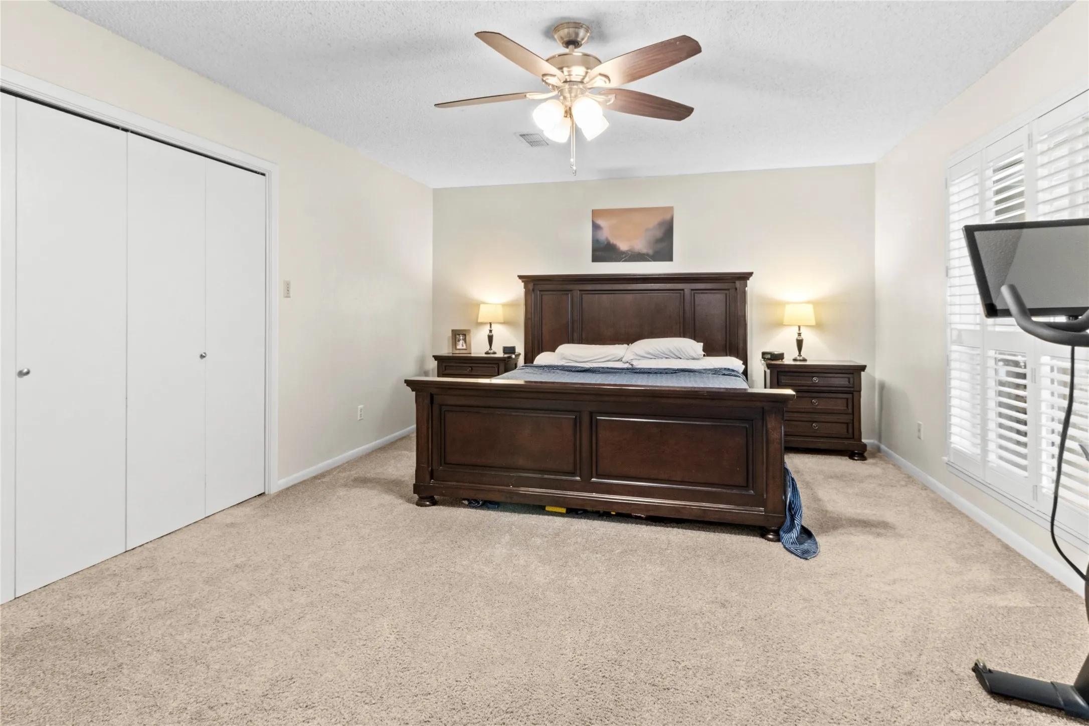 Single Family Residence For Sale in Freestone County , 4 Circle Drive, Teague, Texas 75860, 3 Bedroom, 2 Bathroom, Garage spaces, 2,605 Sqft, built in 1975, mls#21352173, Real Estate Agent in Teague, Homes For Sale in Freestone county, Homes For Sale in Teague, Realtor in Teague Texas, Real Estate Brokerage Independent Realty Texas, Luminita Cordes Realtor