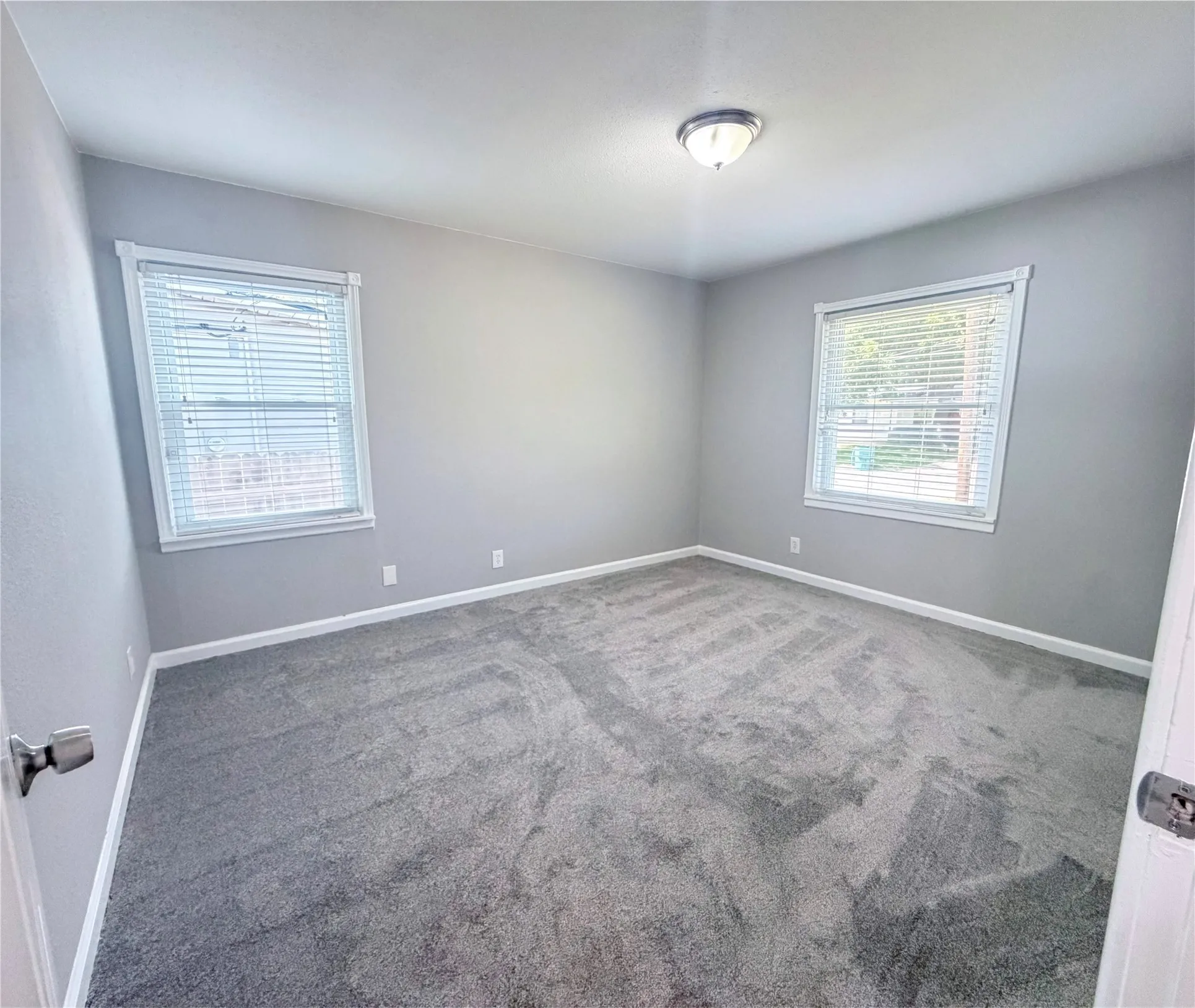Single Family Residence For Sale in Grayson County , 2117 N Hickory Street, Sherman, Texas 75092, 3 Bedroom, 1 Bathroom, Garage spaces, 1,248 Sqft, built in 1954, mls#21337800, Real Estate Agent in Sherman, Homes For Sale in Grayson county, Homes For Sale in Sherman, Realtor in Sherman Texas, Real Estate Brokerage Independent Realty Texas, Luminita Cordes Realtor