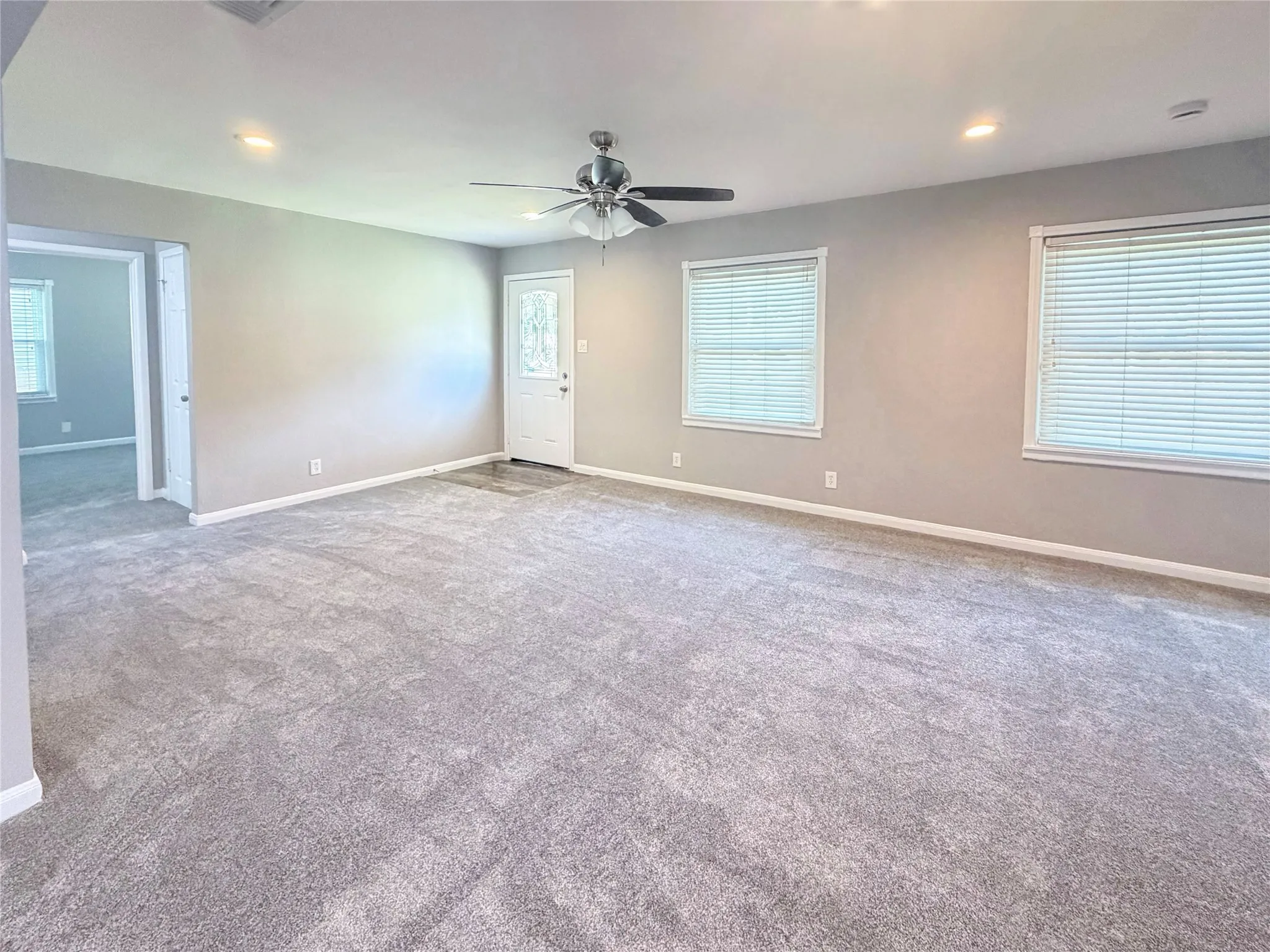 Single Family Residence For Sale in Grayson County , 2117 N Hickory Street, Sherman, Texas 75092, 3 Bedroom, 1 Bathroom, Garage spaces, 1,248 Sqft, built in 1954, mls#21337800, Real Estate Agent in Sherman, Homes For Sale in Grayson county, Homes For Sale in Sherman, Realtor in Sherman Texas, Real Estate Brokerage Independent Realty Texas, Luminita Cordes Realtor