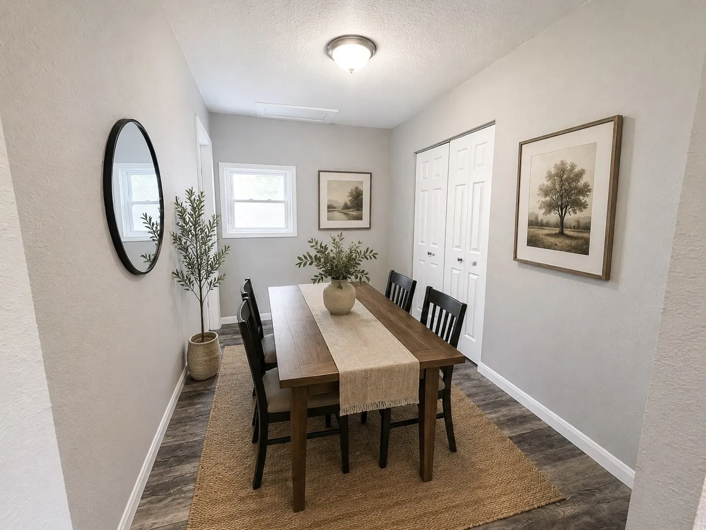 Single Family Residence For Sale in Grayson County , 2117 N Hickory Street, Sherman, Texas 75092, 3 Bedroom, 1 Bathroom, Garage spaces, 1,248 Sqft, built in 1954, mls#21337800, Real Estate Agent in Sherman, Homes For Sale in Grayson county, Homes For Sale in Sherman, Realtor in Sherman Texas, Real Estate Brokerage Independent Realty Texas, Luminita Cordes Realtor