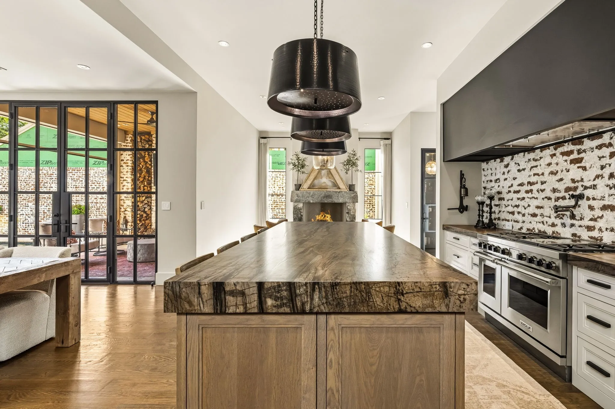 Single Family Residence For Sale in Dallas County , 5107 Stanford Avenue, Dallas, Texas 75209, 4 Bedroom, 6 Bathroom, 2 Garage spaces, 4,931 Sqft, built in 2023, mls#21343407, Real Estate Agent in Dallas, Homes For Sale in Dallas county, Homes For Sale in Dallas, Realtor in Dallas Texas, Real Estate Brokerage Independent Realty Texas, Luminita Cordes Realtor
