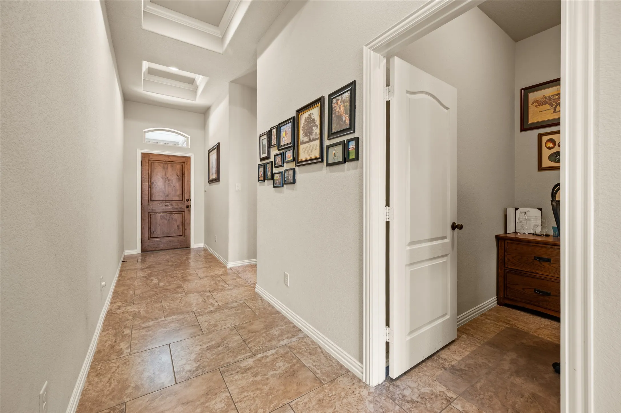Single Family Residence For Sale in Parker County , 116 Camouflage Circle, Willow Park, Texas 76008, 4 Bedroom, 2 Bathroom, 2 Garage spaces, 2,136 Sqft, built in 2014, mls#21351770, Real Estate Agent in Willow Park, Homes For Sale in Parker county, Homes For Sale in Willow Park, Realtor in Willow Park Texas, Real Estate Brokerage Independent Realty Texas, Luminita Cordes Realtor