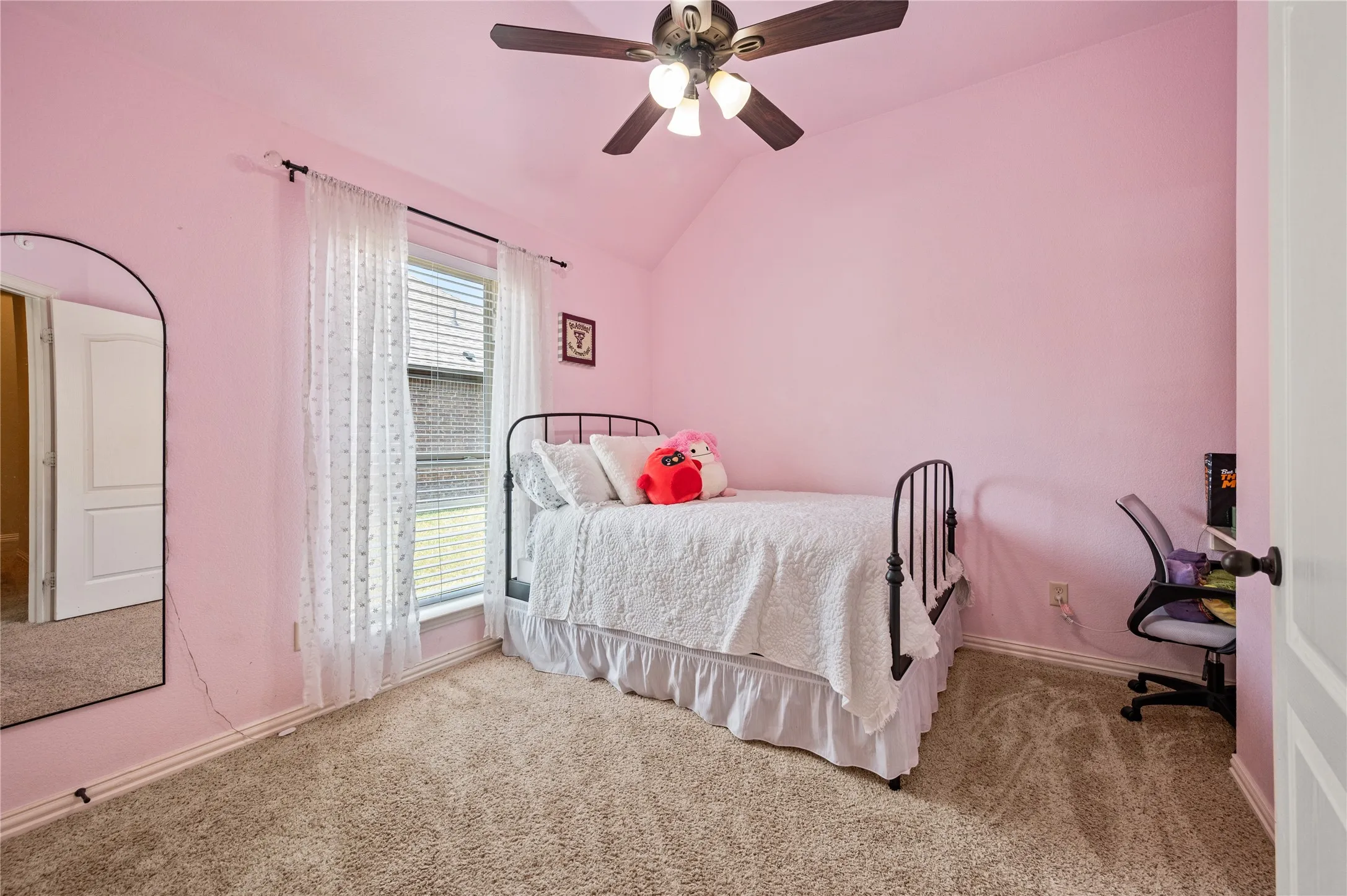 Single Family Residence For Sale in Parker County , 116 Camouflage Circle, Willow Park, Texas 76008, 4 Bedroom, 2 Bathroom, 2 Garage spaces, 2,136 Sqft, built in 2014, mls#21351770, Real Estate Agent in Willow Park, Homes For Sale in Parker county, Homes For Sale in Willow Park, Realtor in Willow Park Texas, Real Estate Brokerage Independent Realty Texas, Luminita Cordes Realtor