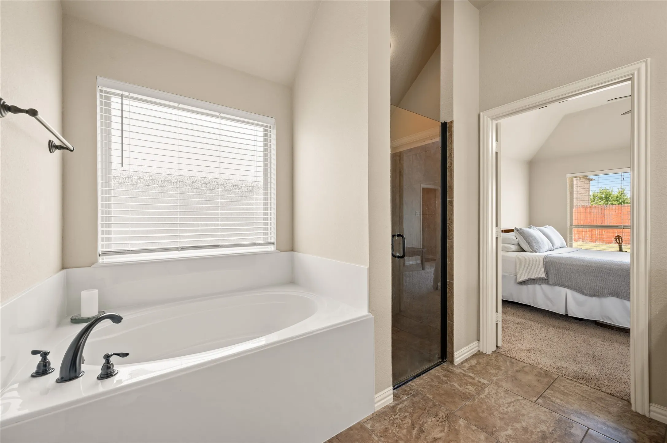 Single Family Residence For Sale in Parker County , 116 Camouflage Circle, Willow Park, Texas 76008, 4 Bedroom, 2 Bathroom, 2 Garage spaces, 2,136 Sqft, built in 2014, mls#21351770, Real Estate Agent in Willow Park, Homes For Sale in Parker county, Homes For Sale in Willow Park, Realtor in Willow Park Texas, Real Estate Brokerage Independent Realty Texas, Luminita Cordes Realtor