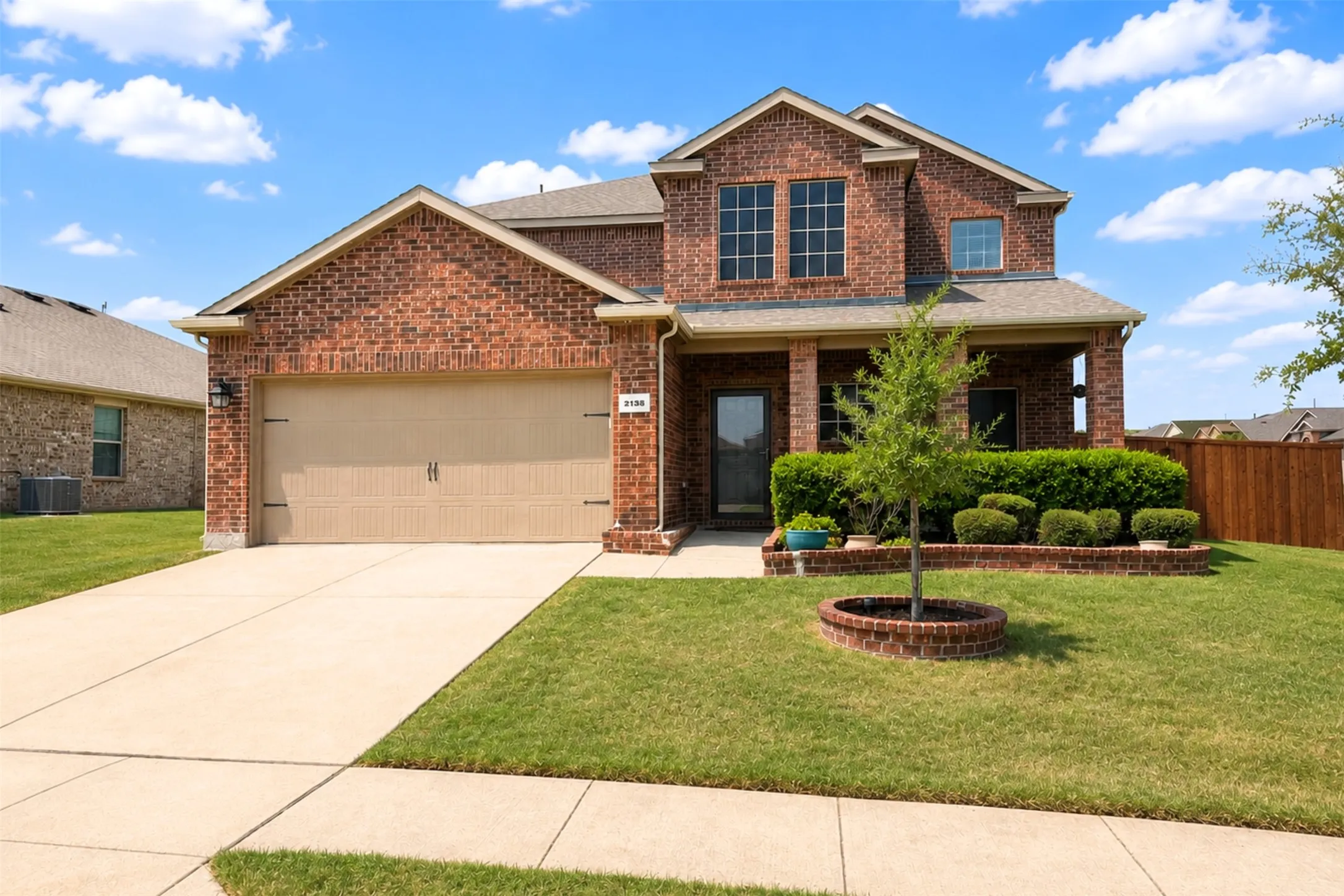 Single Family Residence For Rent in Collin County , 2138 Meadow View Drive, Princeton, Texas 75407, 5 Bedroom, 3 Bathroom, 2 Garage spaces, 2,586 Sqft, built in 2014, mls#21352182, Real Estate Agent in Princeton, Homes For Rent in Collin county, Homes For Rent in Princeton, Realtor in Princeton Texas, Real Estate Brokerage Independent Realty Texas, Luminita Cordes Realtor