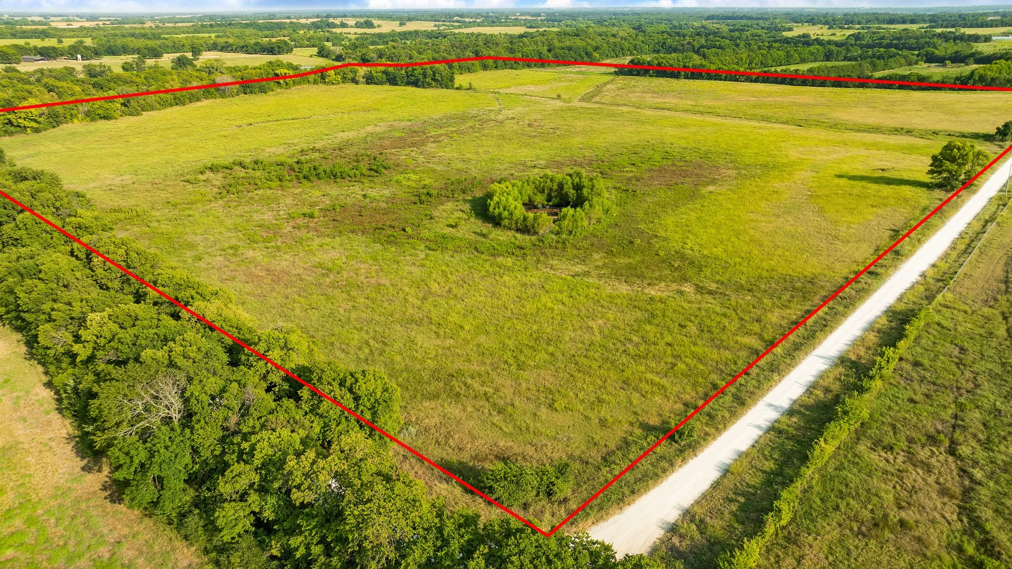 Unimproved Land For Sale in Lamar County , 0000 County Road 25200, Roxton, Texas 75435, 0, 0, Garage spaces, 0 Sqft, built in 0, Price $434,000, mls#21350466, Real Estate Agent in Roxton, Homes For Sale in Lamar county, Homes For Sale in Roxton, Realtor in Roxton Texas, Real Estate Brokerage Independent Realty Texas, Luminita Cordes Realtor