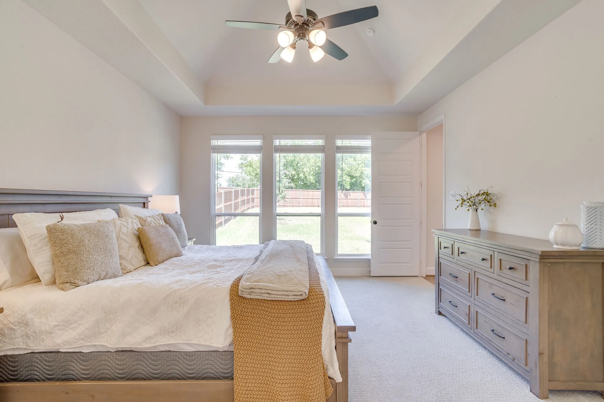 Single Family Residence For Sale in Tarrant County , 499 Peppercress Lane, Haslet, Texas 76052, 4 Bedrooms, 4 Bathrooms, 3 Garage spaces, 3,574 Sqft, built in 2023, Price $750,000, mls#21346991, Real Estate Agent in Haslet, Homes For Sale in Tarrant county, Homes For Sale in Haslet, Realtor in Haslet Texas, Real Estate Brokerage Independent Realty Texas, Luminita Cordes Realtor