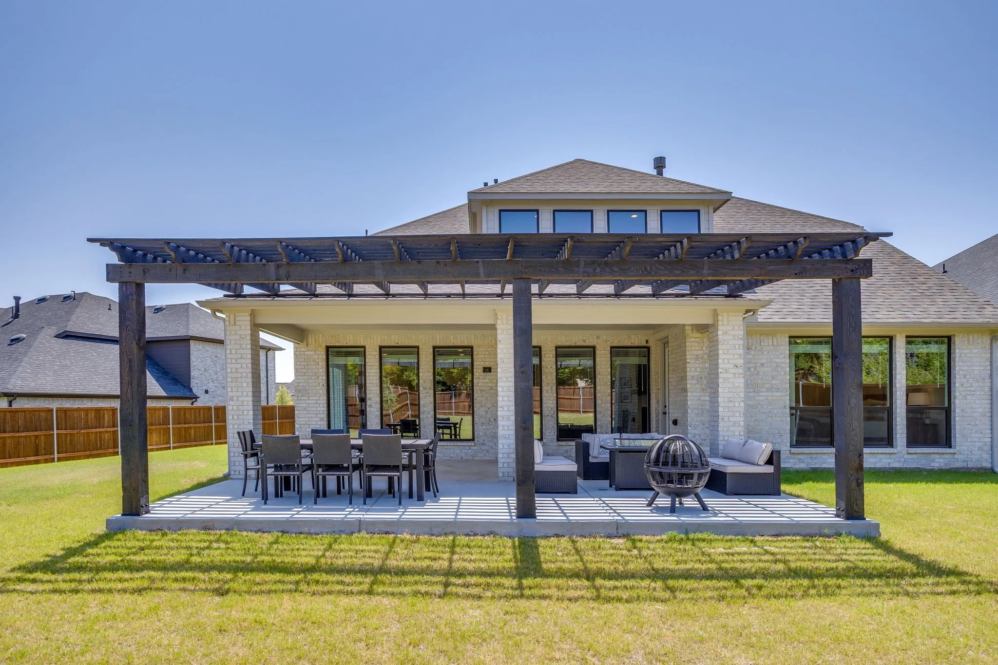 Single Family Residence For Sale in Tarrant County , 499 Peppercress Lane, Haslet, Texas 76052, 4 Bedrooms, 4 Bathrooms, 3 Garage spaces, 3,574 Sqft, built in 2023, Price $750,000, mls#21346991, Real Estate Agent in Haslet, Homes For Sale in Tarrant county, Homes For Sale in Haslet, Realtor in Haslet Texas, Real Estate Brokerage Independent Realty Texas, Luminita Cordes Realtor