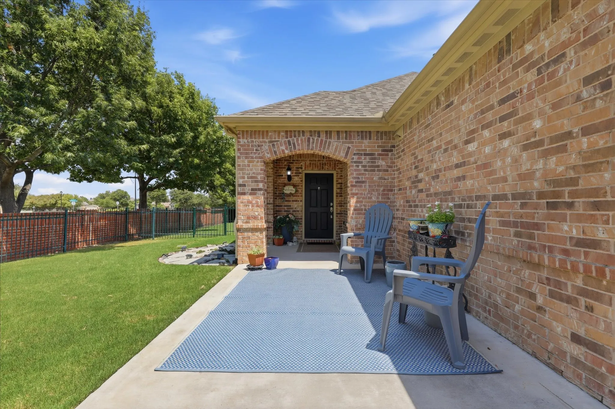Single Family Residence For Sale in Denton County , 7994 Palmer Court, Frisco, Texas 75036, 2 Bedroom, 2 Bathroom, 2 Garage spaces, 1,442 Sqft, built in 2007, mls#21348750, Real Estate Agent in Frisco, Homes For Sale in Denton county, Homes For Sale in Frisco, Realtor in Frisco Texas, Real Estate Brokerage Independent Realty Texas, Luminita Cordes Realtor
