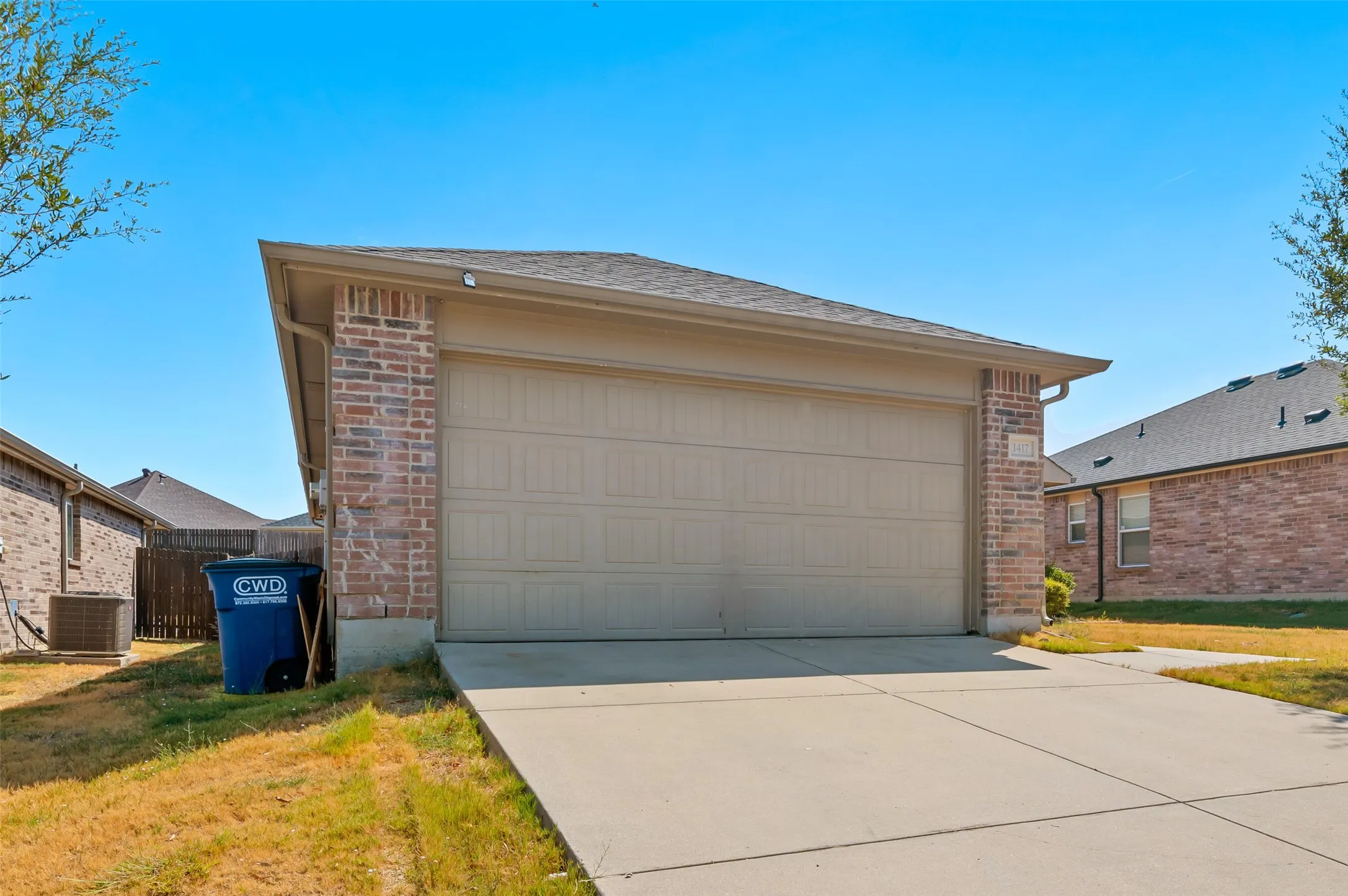 Single Family Residence For Rent in Denton County , 1417 Nicholas Lane, Little Elm, Texas 75068, 3 Bedroom, 2 Bathroom, 2 Garage spaces, 1,376 Sqft, built in 2011, mls#21352193, Real Estate Agent in Little Elm, Homes For Rent in Denton county, Homes For Rent in Little Elm, Realtor in Little Elm Texas, Real Estate Brokerage Independent Realty Texas, Luminita Cordes Realtor