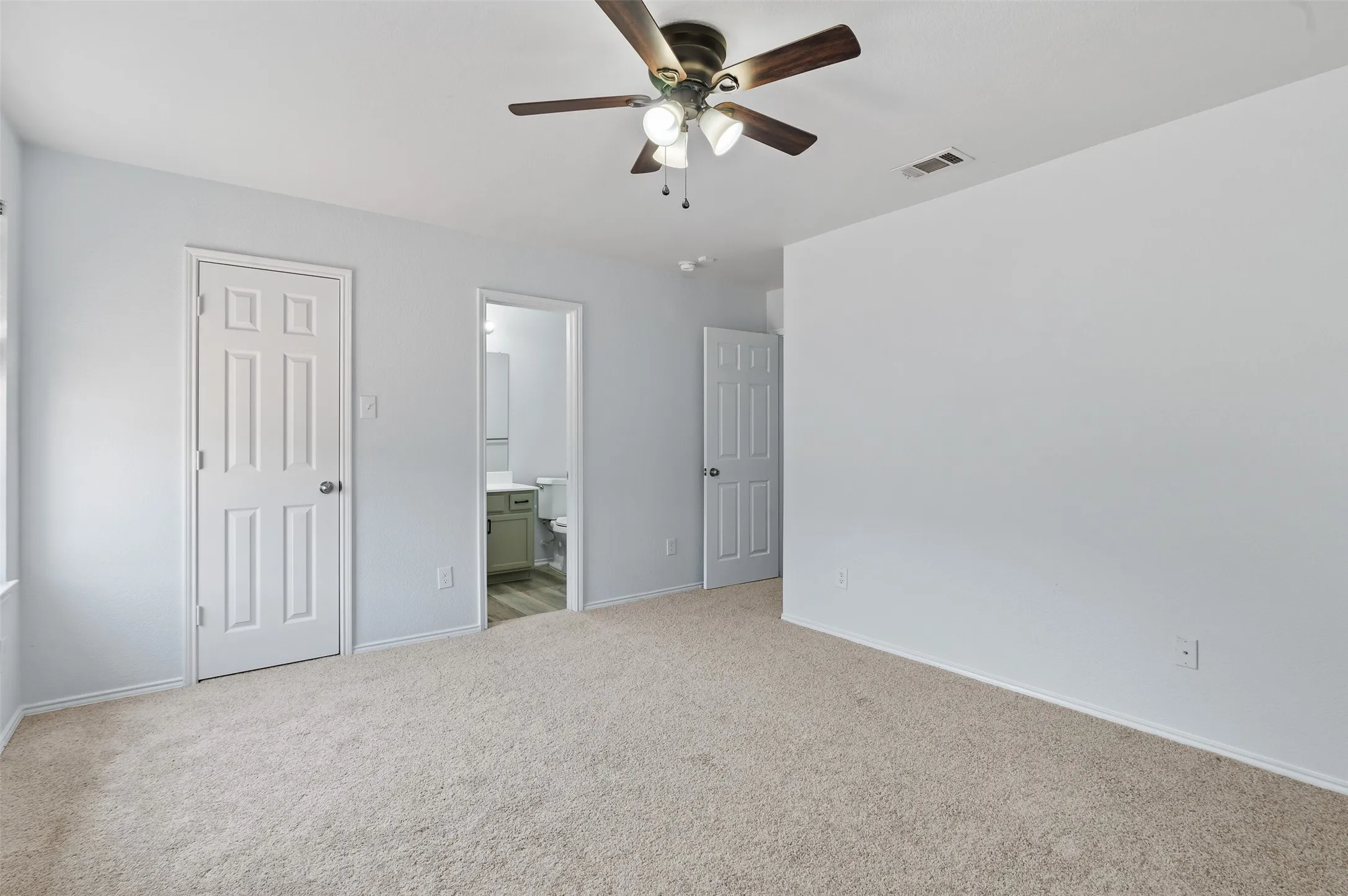 Single Family Residence For Rent in Denton County , 1417 Nicholas Lane, Little Elm, Texas 75068, 3 Bedroom, 2 Bathroom, 2 Garage spaces, 1,376 Sqft, built in 2011, mls#21352193, Real Estate Agent in Little Elm, Homes For Rent in Denton county, Homes For Rent in Little Elm, Realtor in Little Elm Texas, Real Estate Brokerage Independent Realty Texas, Luminita Cordes Realtor