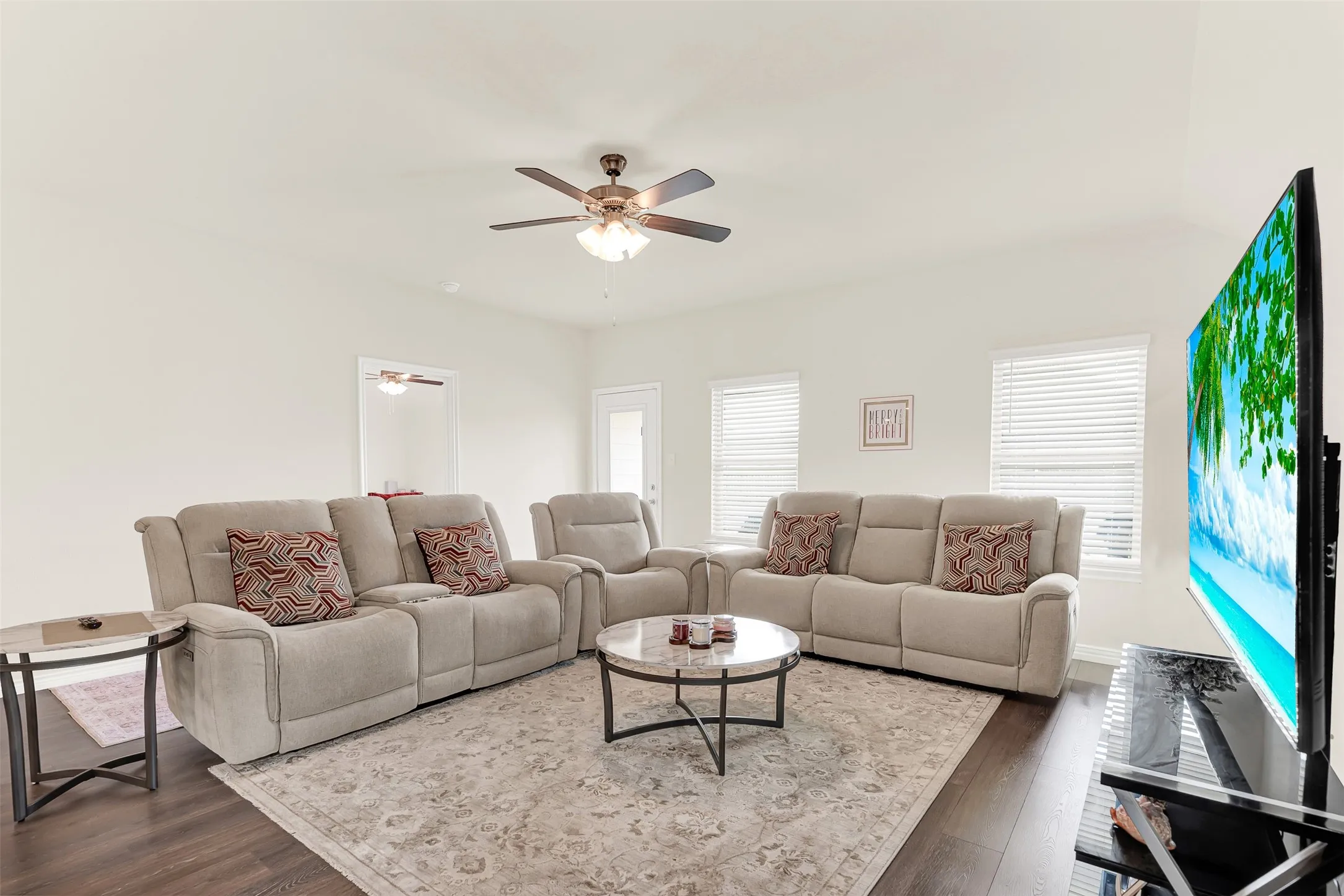 Single Family Residence For Rent in Collin County , 720 Willow View Way, Princeton, Texas 75407, 4 Bedroom, 2 Bathroom, 2 Garage spaces, 2,013 Sqft, built in 2022, mls#21352185, Real Estate Agent in Princeton, Homes For Rent in Collin county, Homes For Rent in Princeton, Realtor in Princeton Texas, Real Estate Brokerage Independent Realty Texas, Luminita Cordes Realtor