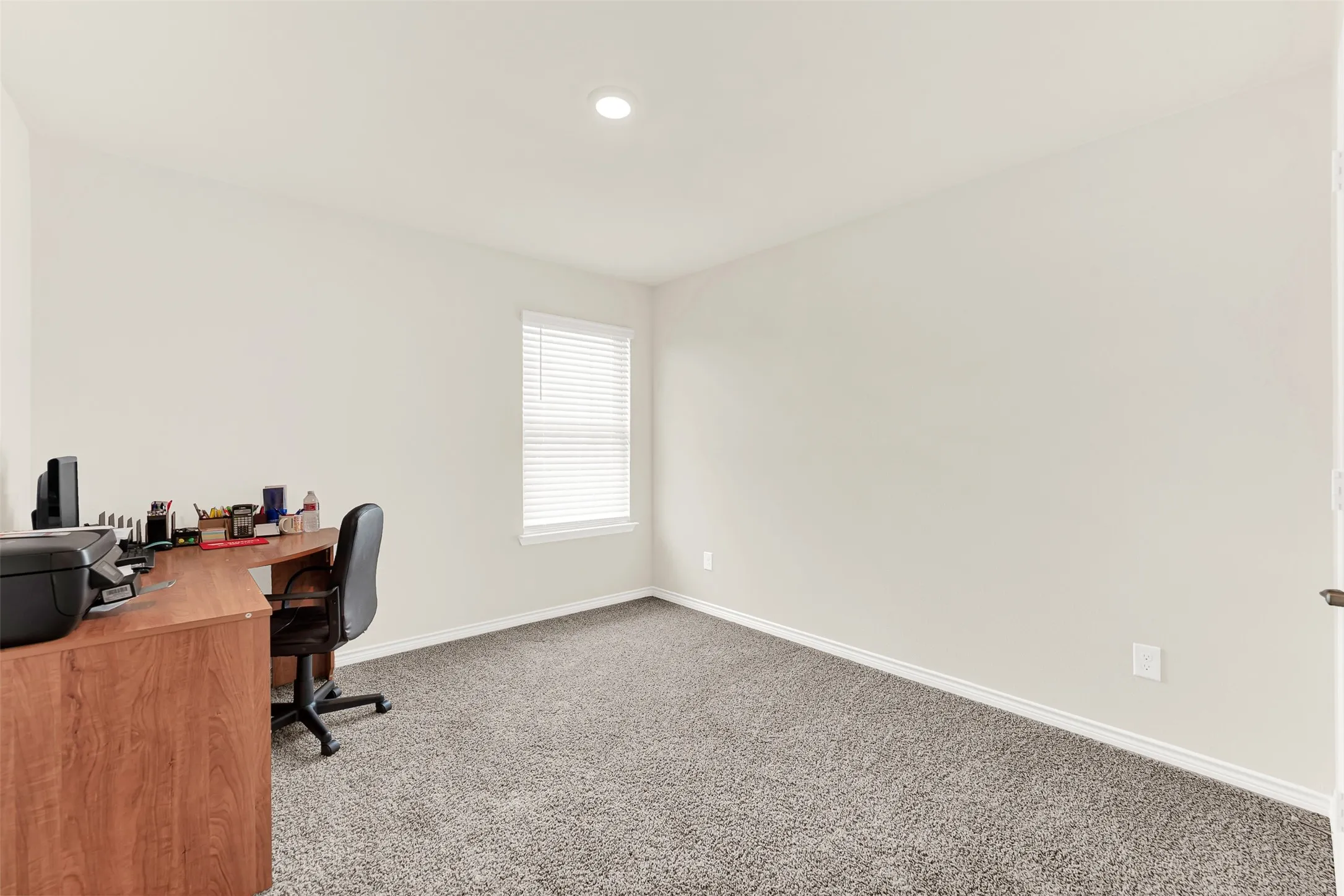 Single Family Residence For Rent in Collin County , 720 Willow View Way, Princeton, Texas 75407, 4 Bedroom, 2 Bathroom, 2 Garage spaces, 2,013 Sqft, built in 2022, mls#21352185, Real Estate Agent in Princeton, Homes For Rent in Collin county, Homes For Rent in Princeton, Realtor in Princeton Texas, Real Estate Brokerage Independent Realty Texas, Luminita Cordes Realtor