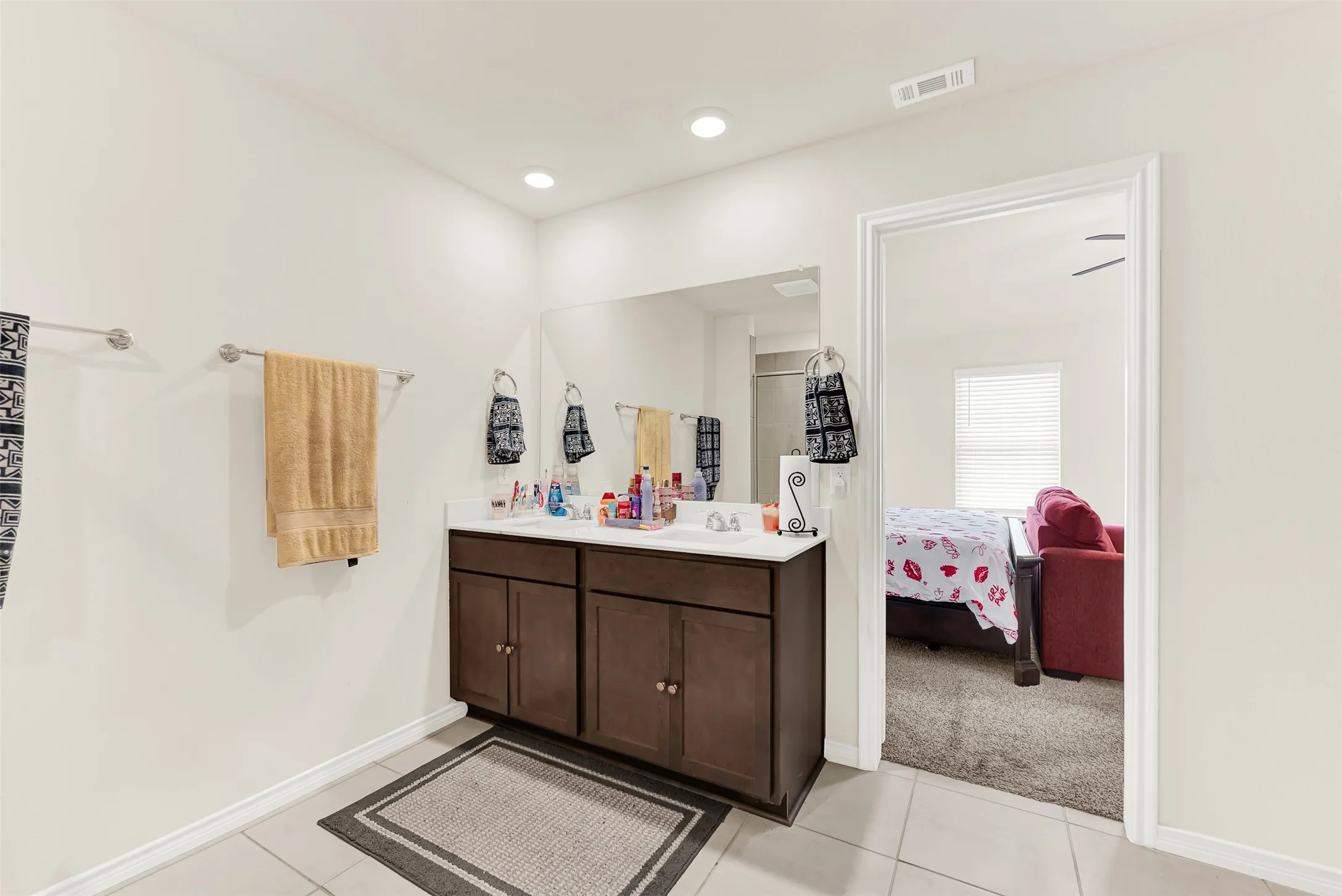 Single Family Residence For Rent in Collin County , 720 Willow View Way, Princeton, Texas 75407, 4 Bedroom, 2 Bathroom, 2 Garage spaces, 2,013 Sqft, built in 2022, mls#21352185, Real Estate Agent in Princeton, Homes For Rent in Collin county, Homes For Rent in Princeton, Realtor in Princeton Texas, Real Estate Brokerage Independent Realty Texas, Luminita Cordes Realtor