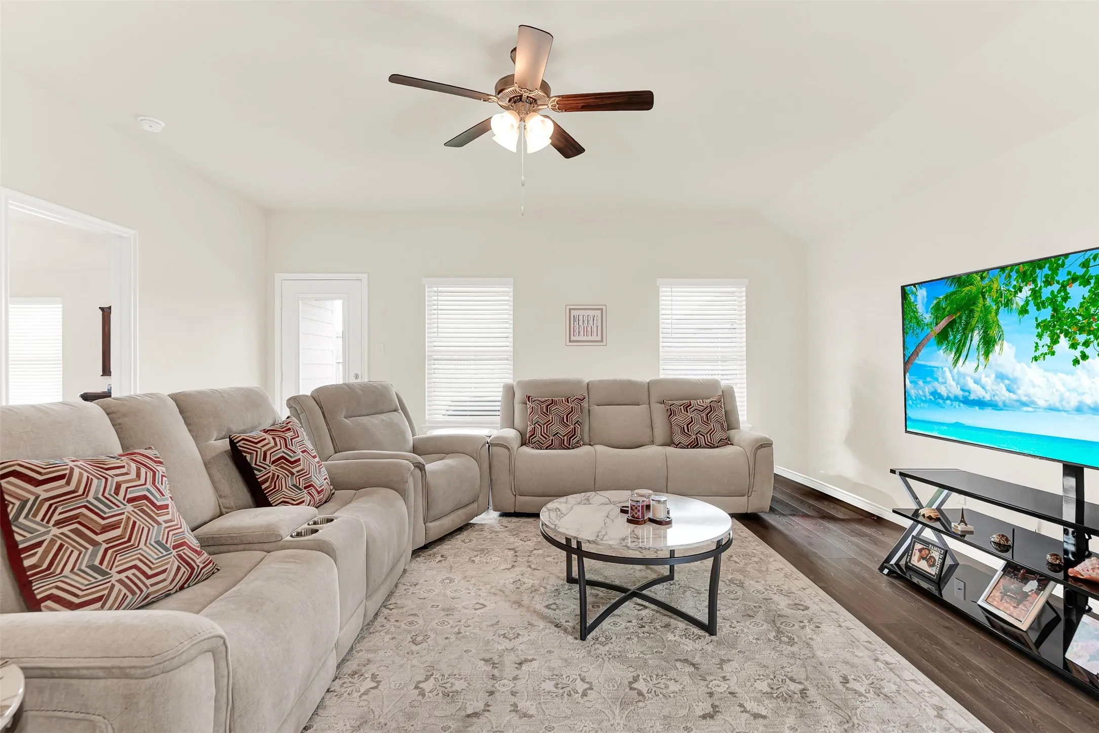 Single Family Residence For Rent in Collin County , 720 Willow View Way, Princeton, Texas 75407, 4 Bedroom, 2 Bathroom, 2 Garage spaces, 2,013 Sqft, built in 2022, mls#21352185, Real Estate Agent in Princeton, Homes For Rent in Collin county, Homes For Rent in Princeton, Realtor in Princeton Texas, Real Estate Brokerage Independent Realty Texas, Luminita Cordes Realtor