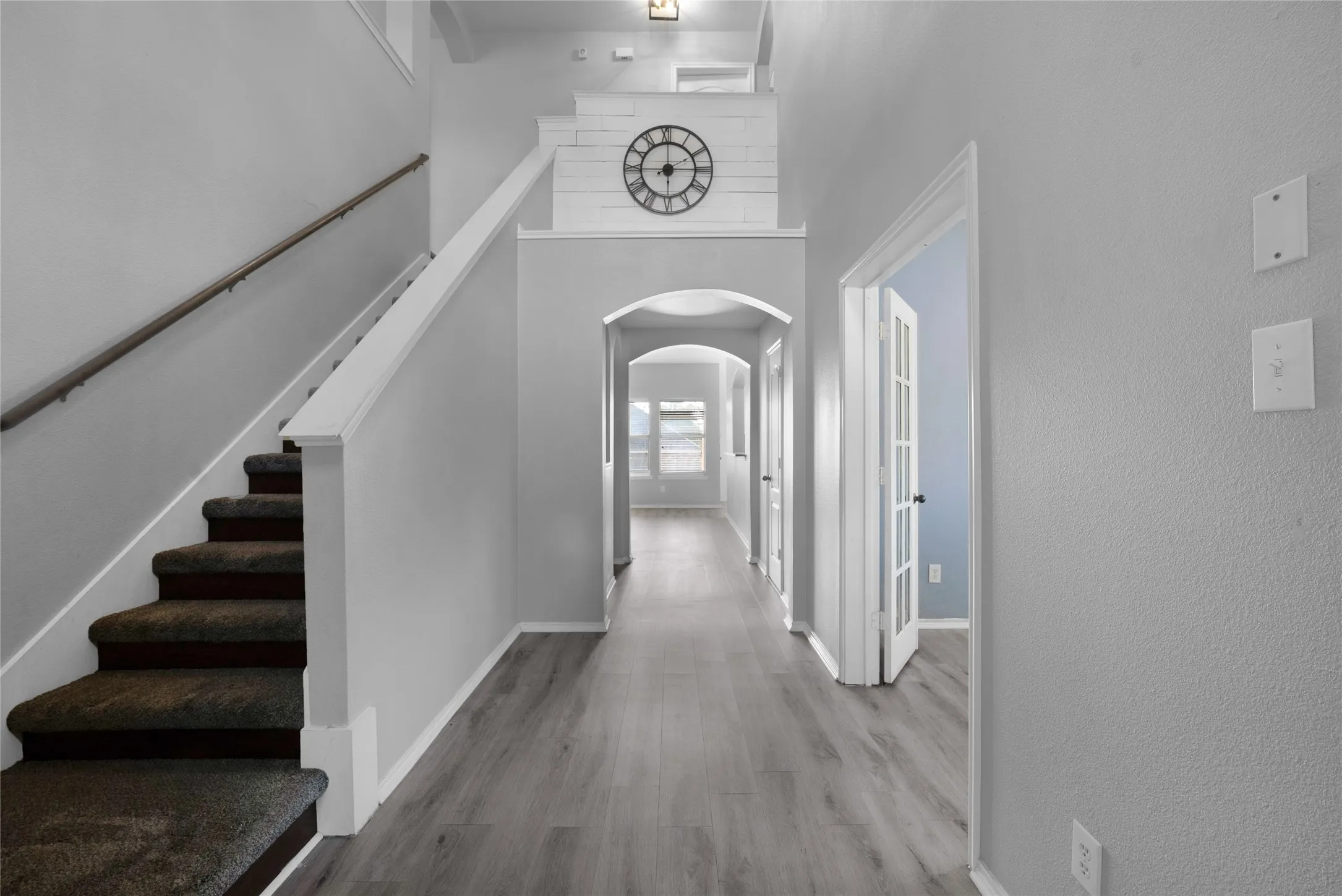 Single Family Residence For Rent in Denton County , 317 Sheridan Road, Oak Point, Texas 75068, 4 Bedroom, 3 Bathroom, 3 Garage spaces, 2,463 Sqft, built in 2006, mls#21352197, Real Estate Agent in Oak Point, Homes For Rent in Denton county, Homes For Rent in Oak Point, Realtor in Oak Point Texas, Real Estate Brokerage Independent Realty Texas, Luminita Cordes Realtor