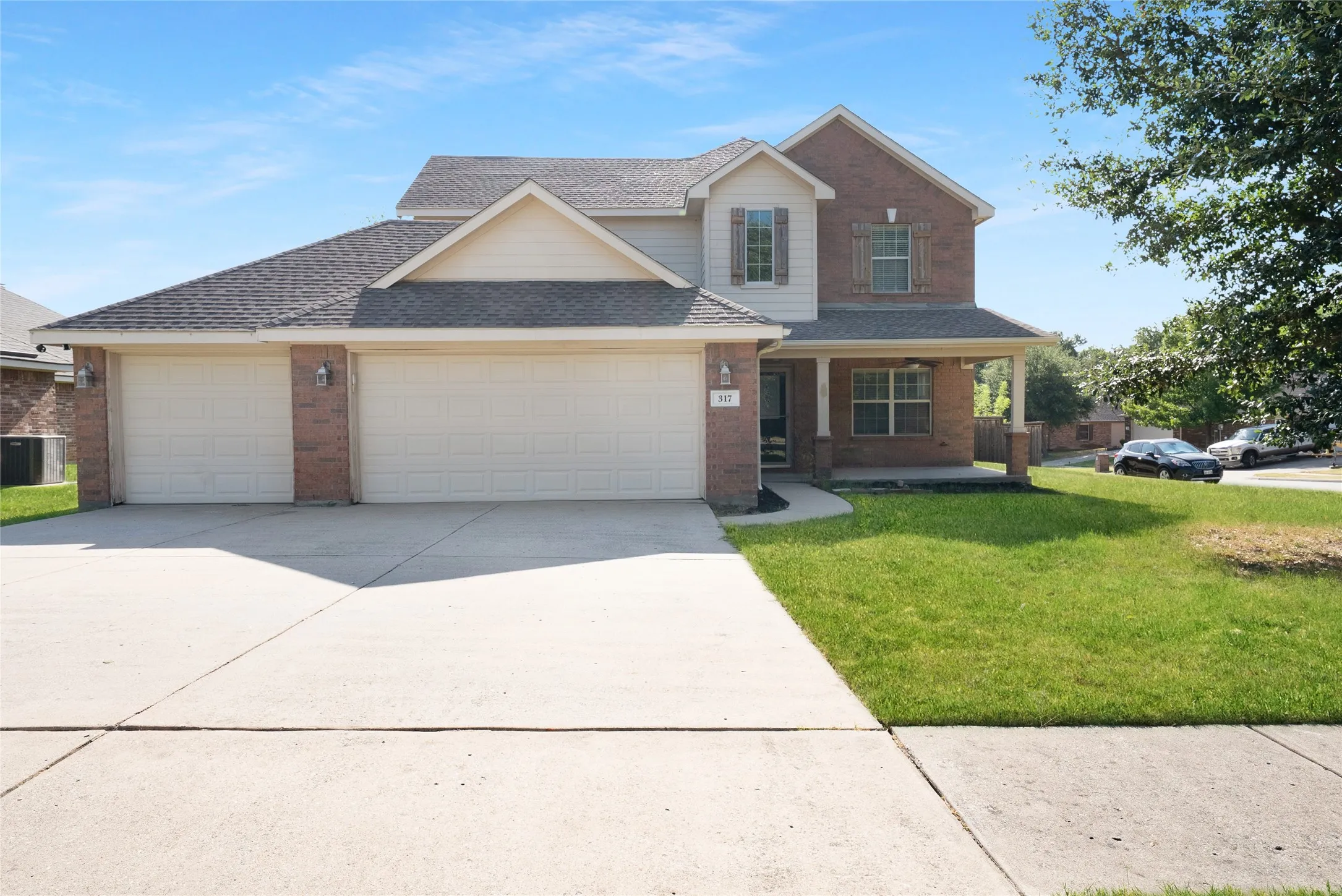Single Family Residence For Rent in Denton County , 317 Sheridan Road, Oak Point, Texas 75068, 4 Bedroom, 3 Bathroom, 3 Garage spaces, 2,463 Sqft, built in 2006, mls#21352197, Real Estate Agent in Oak Point, Homes For Rent in Denton county, Homes For Rent in Oak Point, Realtor in Oak Point Texas, Real Estate Brokerage Independent Realty Texas, Luminita Cordes Realtor