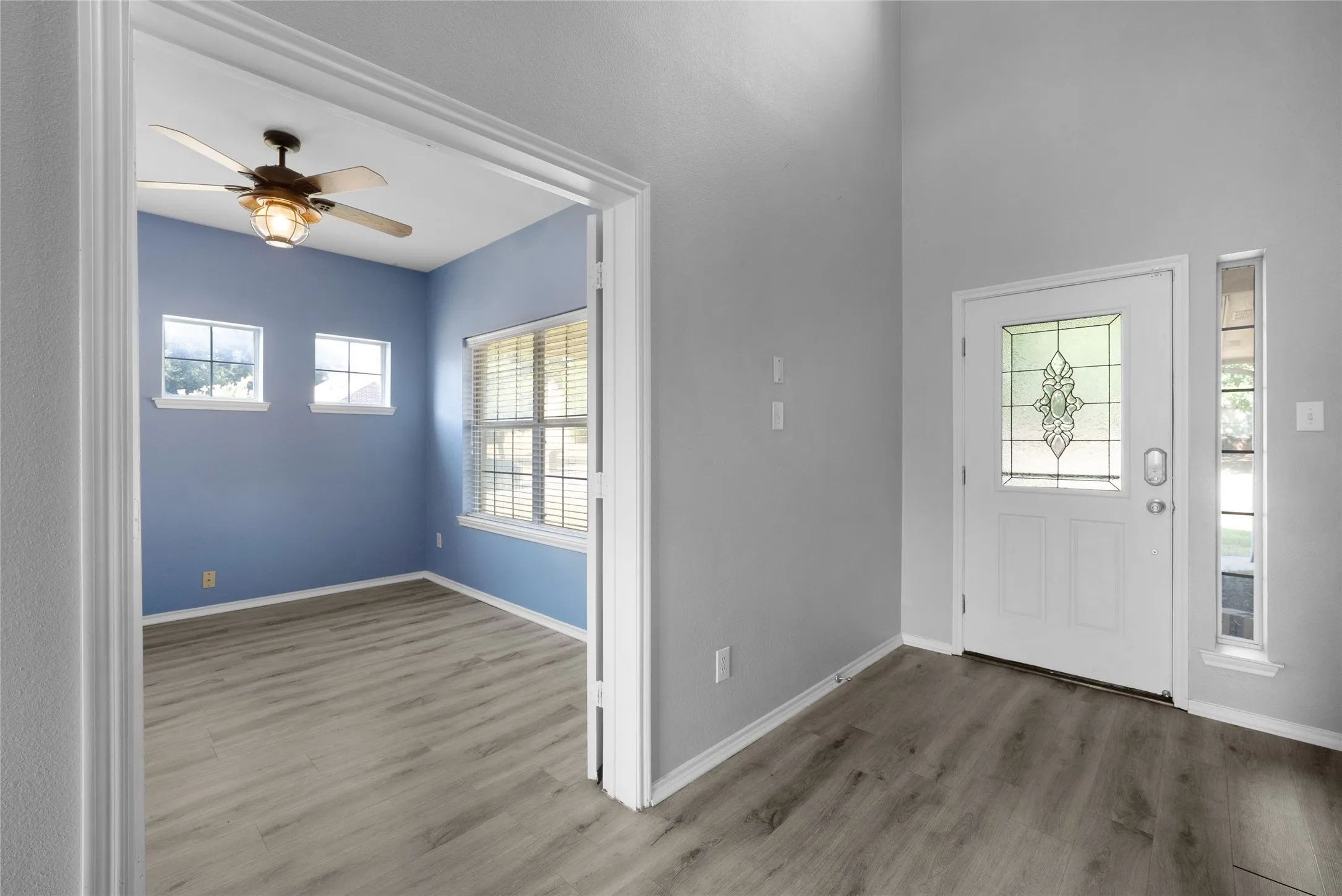 Single Family Residence For Rent in Denton County , 317 Sheridan Road, Oak Point, Texas 75068, 4 Bedroom, 3 Bathroom, 3 Garage spaces, 2,463 Sqft, built in 2006, mls#21352197, Real Estate Agent in Oak Point, Homes For Rent in Denton county, Homes For Rent in Oak Point, Realtor in Oak Point Texas, Real Estate Brokerage Independent Realty Texas, Luminita Cordes Realtor