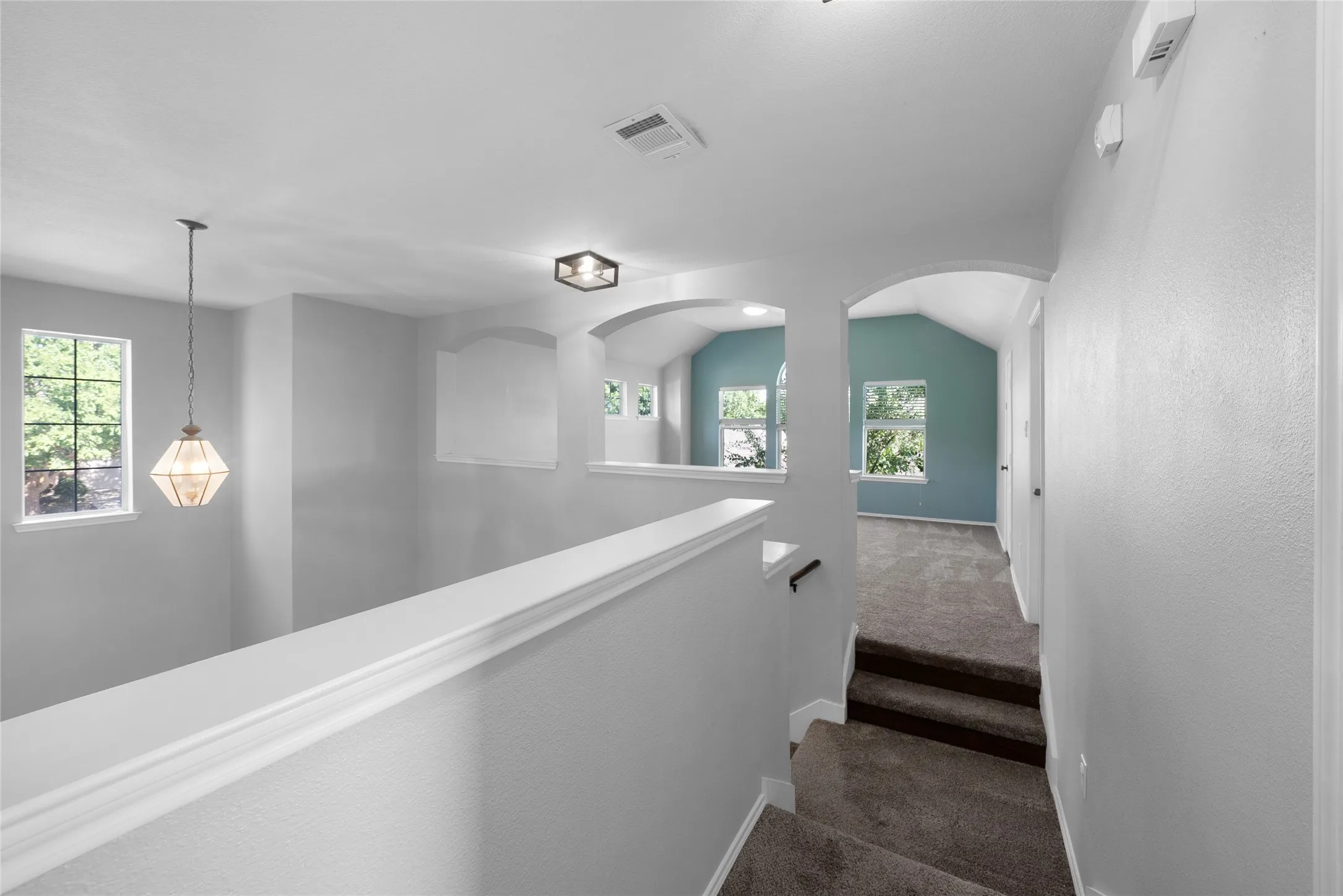 Single Family Residence For Rent in Denton County , 317 Sheridan Road, Oak Point, Texas 75068, 4 Bedroom, 3 Bathroom, 3 Garage spaces, 2,463 Sqft, built in 2006, mls#21352197, Real Estate Agent in Oak Point, Homes For Rent in Denton county, Homes For Rent in Oak Point, Realtor in Oak Point Texas, Real Estate Brokerage Independent Realty Texas, Luminita Cordes Realtor