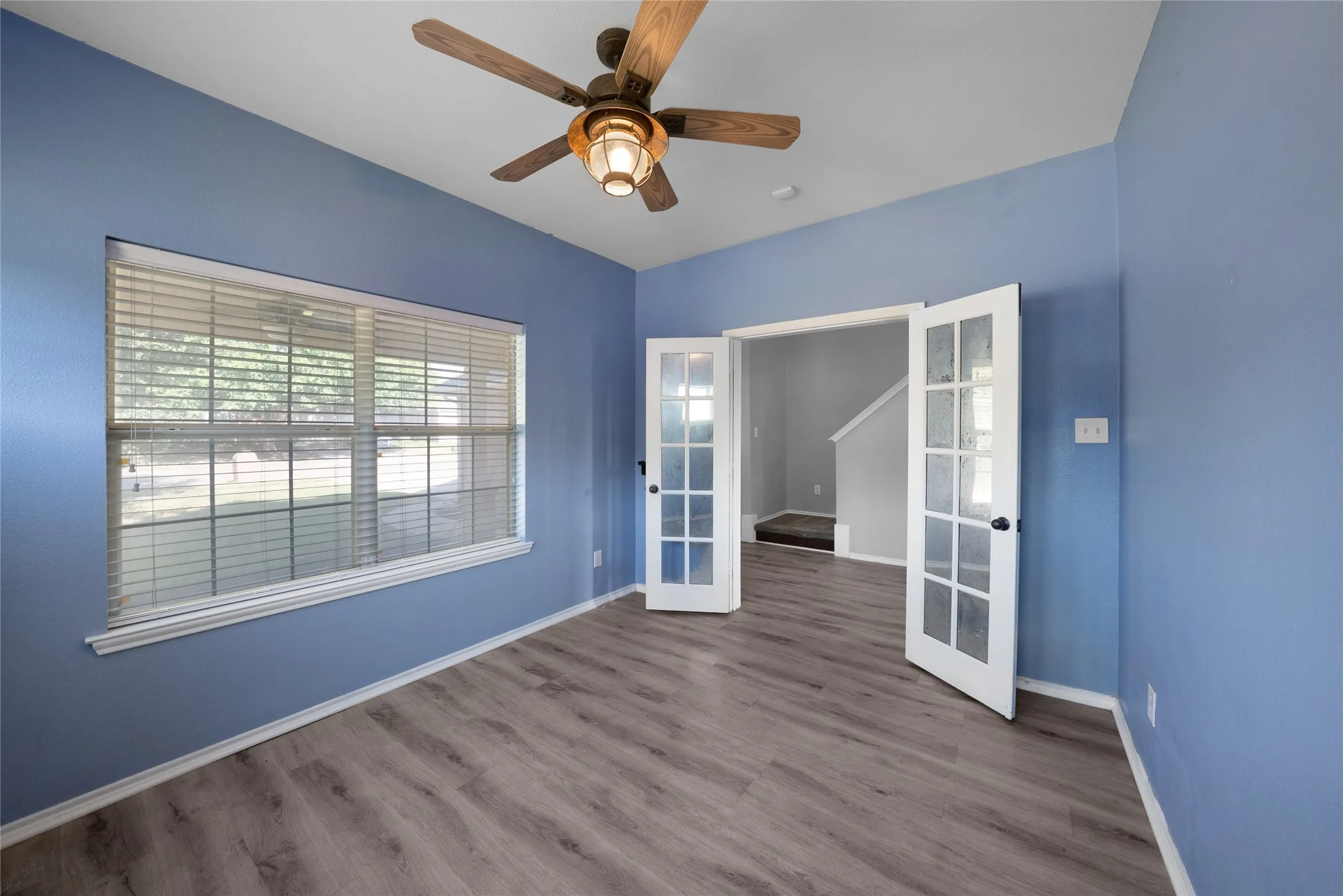 Single Family Residence For Rent in Denton County , 317 Sheridan Road, Oak Point, Texas 75068, 4 Bedroom, 3 Bathroom, 3 Garage spaces, 2,463 Sqft, built in 2006, mls#21352197, Real Estate Agent in Oak Point, Homes For Rent in Denton county, Homes For Rent in Oak Point, Realtor in Oak Point Texas, Real Estate Brokerage Independent Realty Texas, Luminita Cordes Realtor
