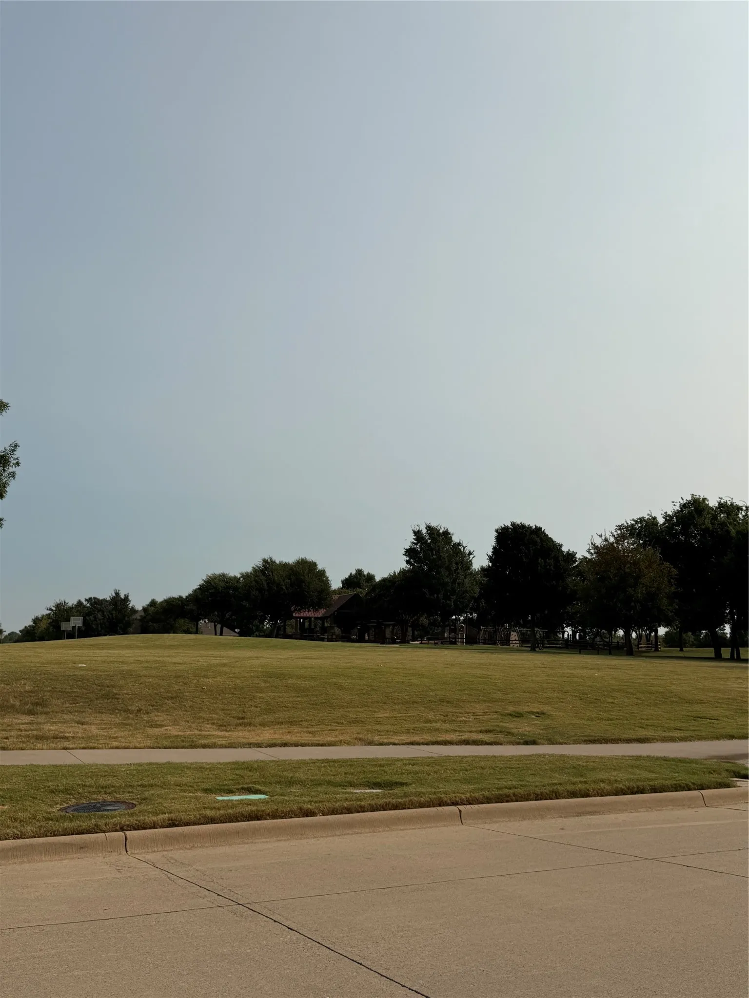 Single Family Residence For Rent in Collin County , 15107 Brooks Lane, Frisco, Texas 75035, 3 Bedroom, 2 Bathroom, 2 Garage spaces, 2,079 Sqft, built in 2004, mls#21352178, Real Estate Agent in Frisco, Homes For Rent in Collin county, Homes For Rent in Frisco, Realtor in Frisco Texas, Real Estate Brokerage Independent Realty Texas, Luminita Cordes Realtor