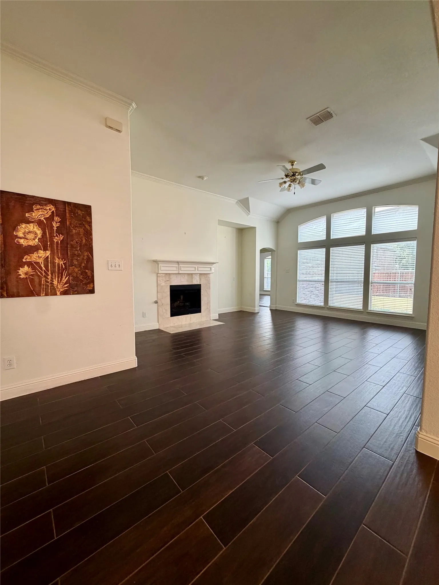 Single Family Residence For Rent in Collin County , 15107 Brooks Lane, Frisco, Texas 75035, 3 Bedroom, 2 Bathroom, 2 Garage spaces, 2,079 Sqft, built in 2004, mls#21352178, Real Estate Agent in Frisco, Homes For Rent in Collin county, Homes For Rent in Frisco, Realtor in Frisco Texas, Real Estate Brokerage Independent Realty Texas, Luminita Cordes Realtor