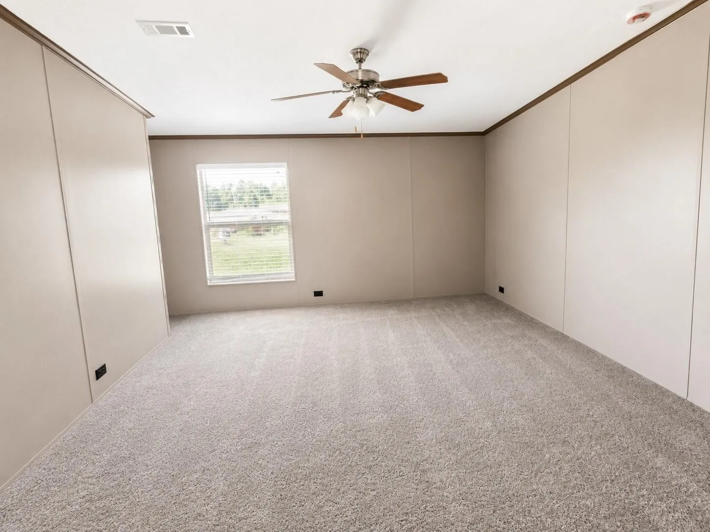 Mobile Home For Sale in Navarro County , 104 Grace Drive, Corsicana, Texas 75110, 4 Bedroom, 2 Bathroom, Garage spaces, 1,536 Sqft, built in 2023, mls#21352208, Real Estate Agent in Corsicana, Homes For Sale in Navarro county, Homes For Sale in Corsicana, Realtor in Corsicana Texas, Real Estate Brokerage Independent Realty Texas, Luminita Cordes Realtor
