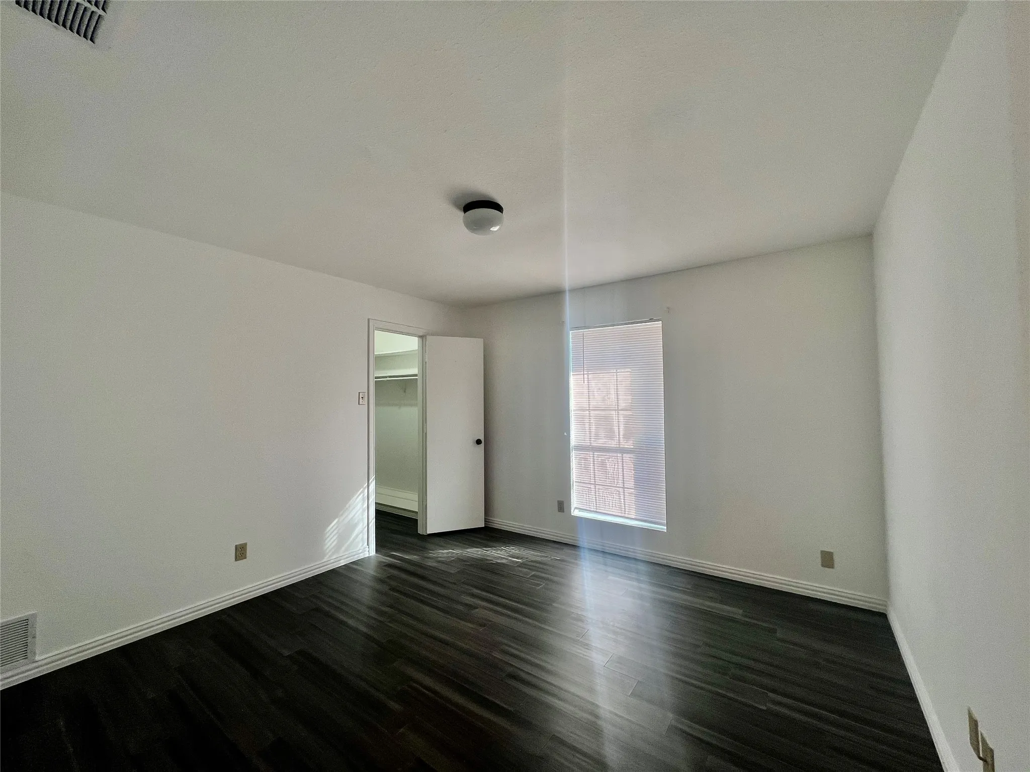 Single Family Residence For Rent in Dallas County , 702 Mount Vernon Drive, Richardson, Texas 75081, 3 Bedroom, 2 Bathroom, 2 Garage spaces, 2,050 Sqft, built in 1980, mls#21352191, Real Estate Agent in Richardson, Homes For Rent in Dallas county, Homes For Rent in Richardson, Realtor in Richardson Texas, Real Estate Brokerage Independent Realty Texas, Luminita Cordes Realtor
