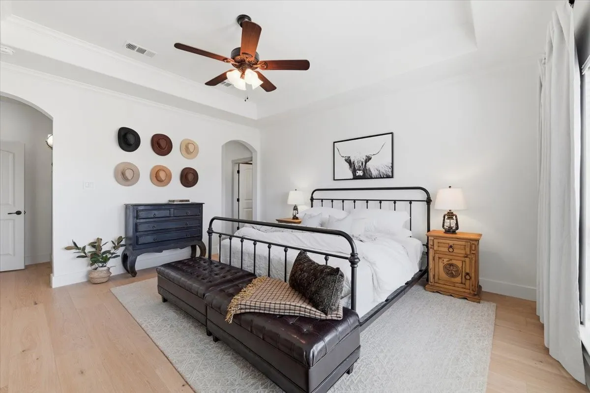 Single Family Residence For Rent in Parker County , 570 S Point Court, Aledo, Texas 76008, 4 Bedroom, 3 Bathroom, 3 Garage spaces, 2,745 Sqft, built in 2013, mls#21342390, Real Estate Agent in Aledo, Homes For Rent in Parker county, Homes For Rent in Aledo, Realtor in Aledo Texas, Real Estate Brokerage Independent Realty Texas, Luminita Cordes Realtor