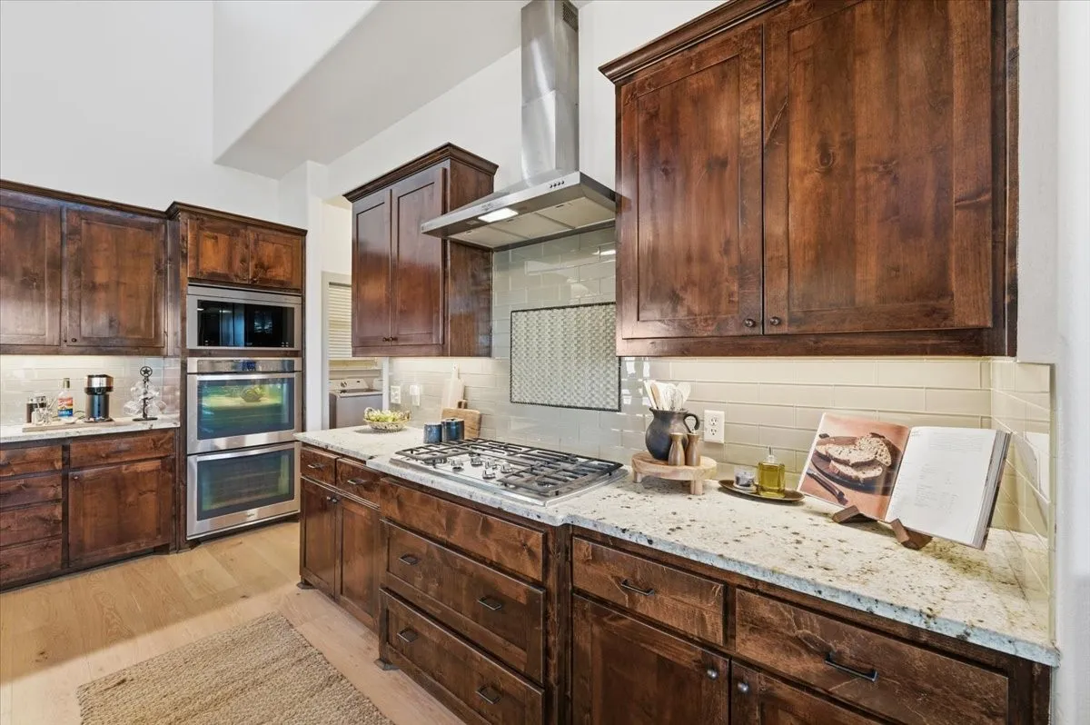 Single Family Residence For Rent in Parker County , 570 S Point Court, Aledo, Texas 76008, 4 Bedroom, 3 Bathroom, 3 Garage spaces, 2,745 Sqft, built in 2013, mls#21342390, Real Estate Agent in Aledo, Homes For Rent in Parker county, Homes For Rent in Aledo, Realtor in Aledo Texas, Real Estate Brokerage Independent Realty Texas, Luminita Cordes Realtor