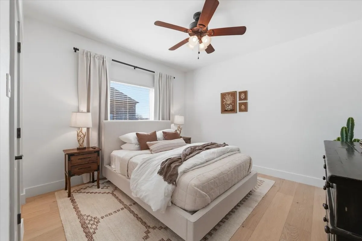 Single Family Residence For Rent in Parker County , 570 S Point Court, Aledo, Texas 76008, 4 Bedroom, 3 Bathroom, 3 Garage spaces, 2,745 Sqft, built in 2013, mls#21342390, Real Estate Agent in Aledo, Homes For Rent in Parker county, Homes For Rent in Aledo, Realtor in Aledo Texas, Real Estate Brokerage Independent Realty Texas, Luminita Cordes Realtor
