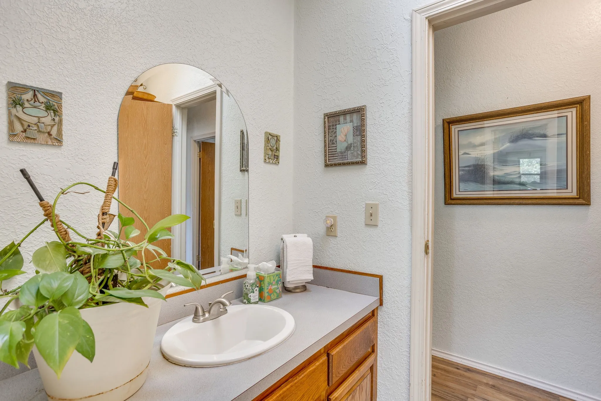 Manufactured Home For Sale in Hood County , 4406 Appletree Court, Granbury, Texas 76048, 4 Bedroom, 3 Bathroom, 2 Garage spaces, 2,118 Sqft, built in 1995, mls#21348621, Real Estate Agent in Granbury, Homes For Sale in Hood county, Homes For Sale in Granbury, Realtor in Granbury Texas, Real Estate Brokerage Independent Realty Texas, Luminita Cordes Realtor