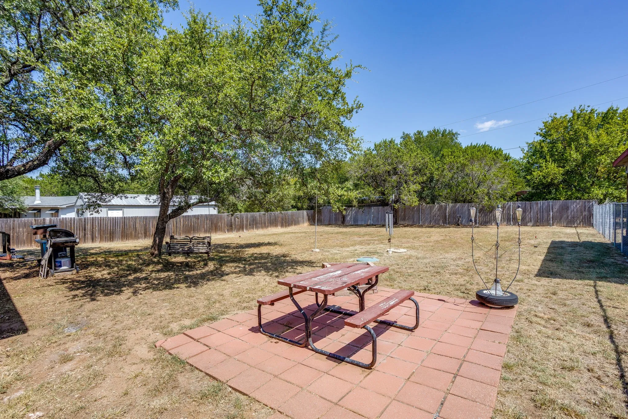 Manufactured Home For Sale in Hood County , 4406 Appletree Court, Granbury, Texas 76048, 4 Bedroom, 3 Bathroom, 2 Garage spaces, 2,118 Sqft, built in 1995, mls#21348621, Real Estate Agent in Granbury, Homes For Sale in Hood county, Homes For Sale in Granbury, Realtor in Granbury Texas, Real Estate Brokerage Independent Realty Texas, Luminita Cordes Realtor