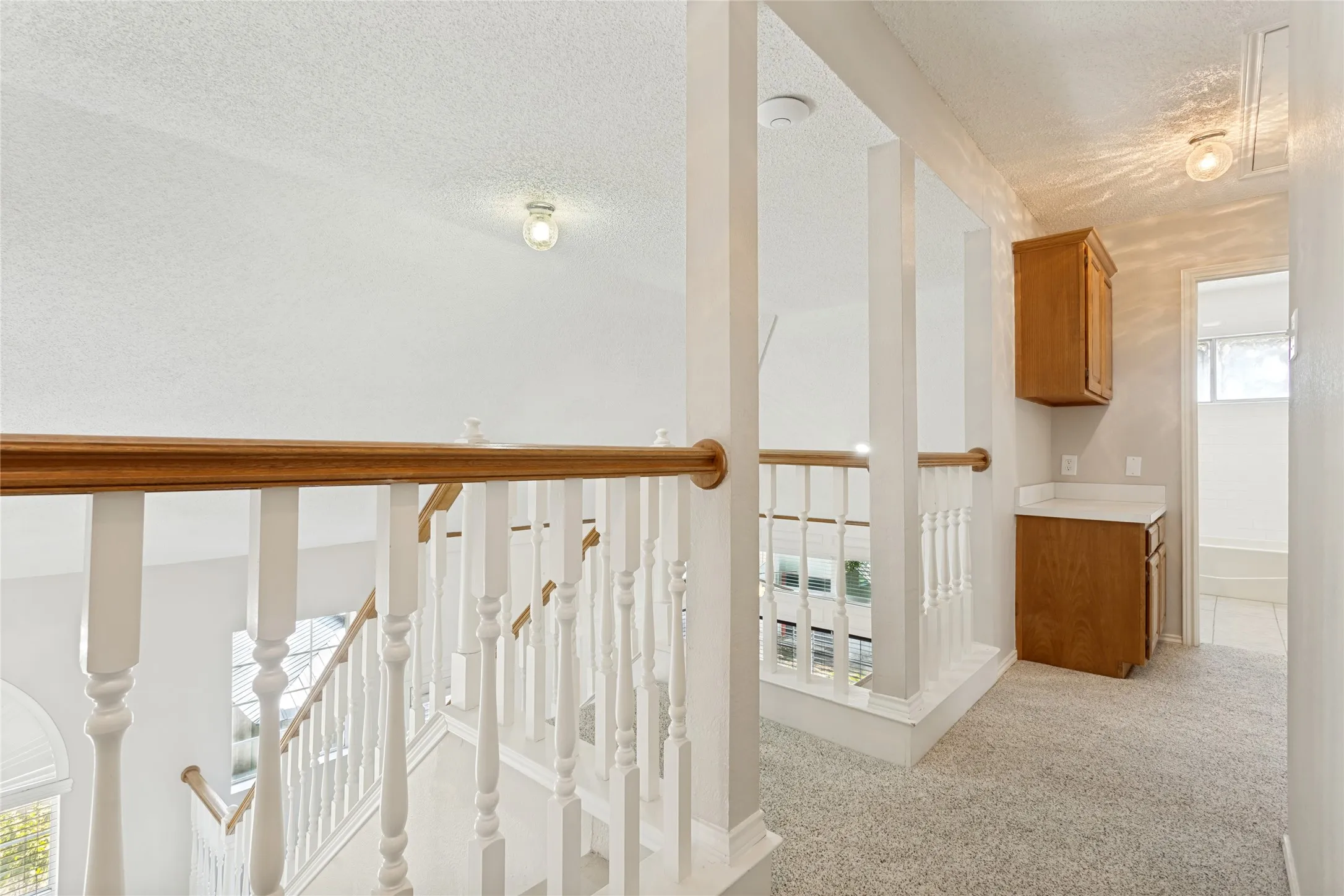 Single Family Residence For Sale in Dallas County , 2123 Daniel Way, Carrollton, Texas 75006, 4 Bedroom, 3 Bathroom, Garage spaces, 2,553 Sqft, built in 1986, mls#21350885, Real Estate Agent in Carrollton, Homes For Sale in Dallas county, Homes For Sale in Carrollton, Realtor in Carrollton Texas, Real Estate Brokerage Independent Realty Texas, Luminita Cordes Realtor